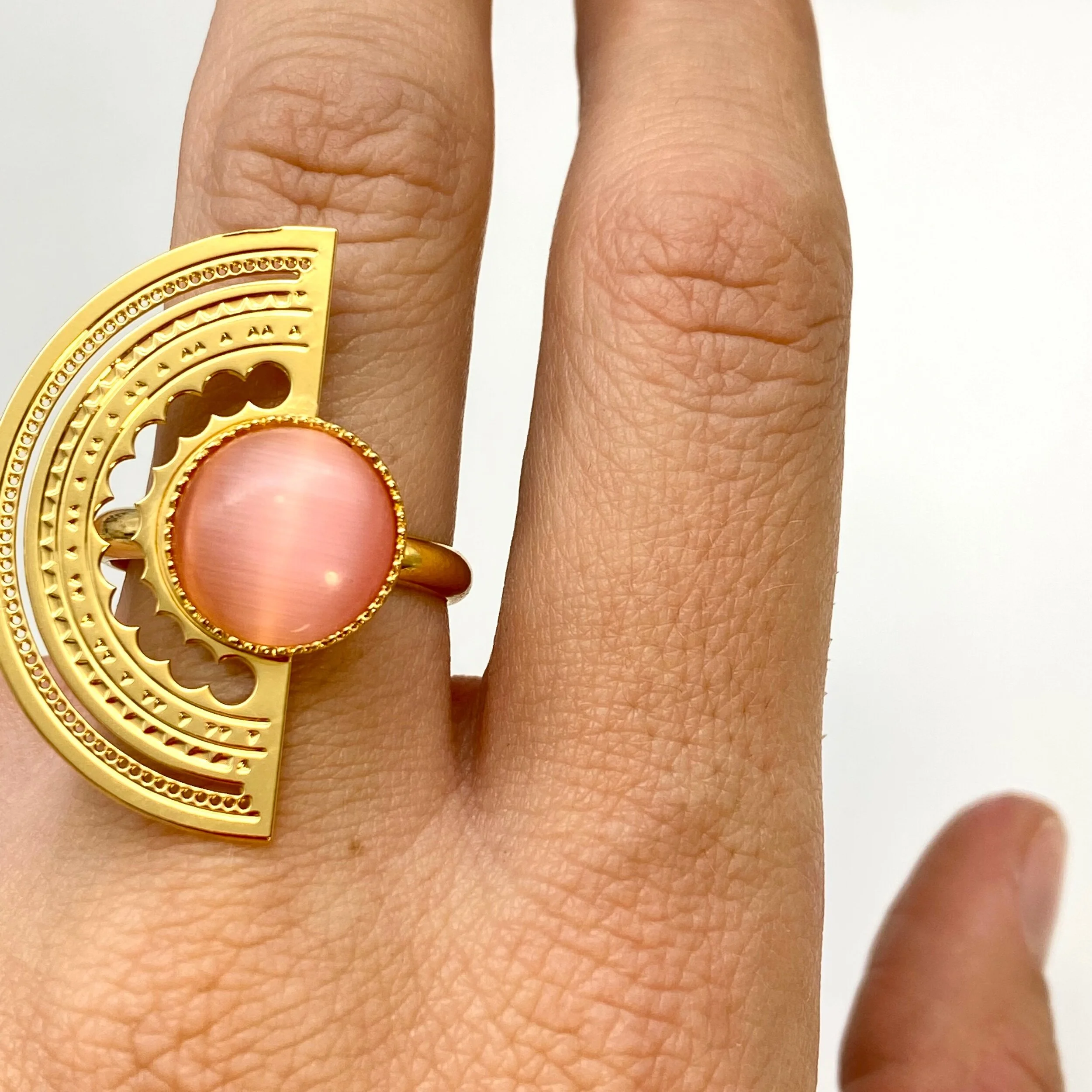 F13E20EC-1B32-4CB5-9C53-3F3CD7F5E7B6