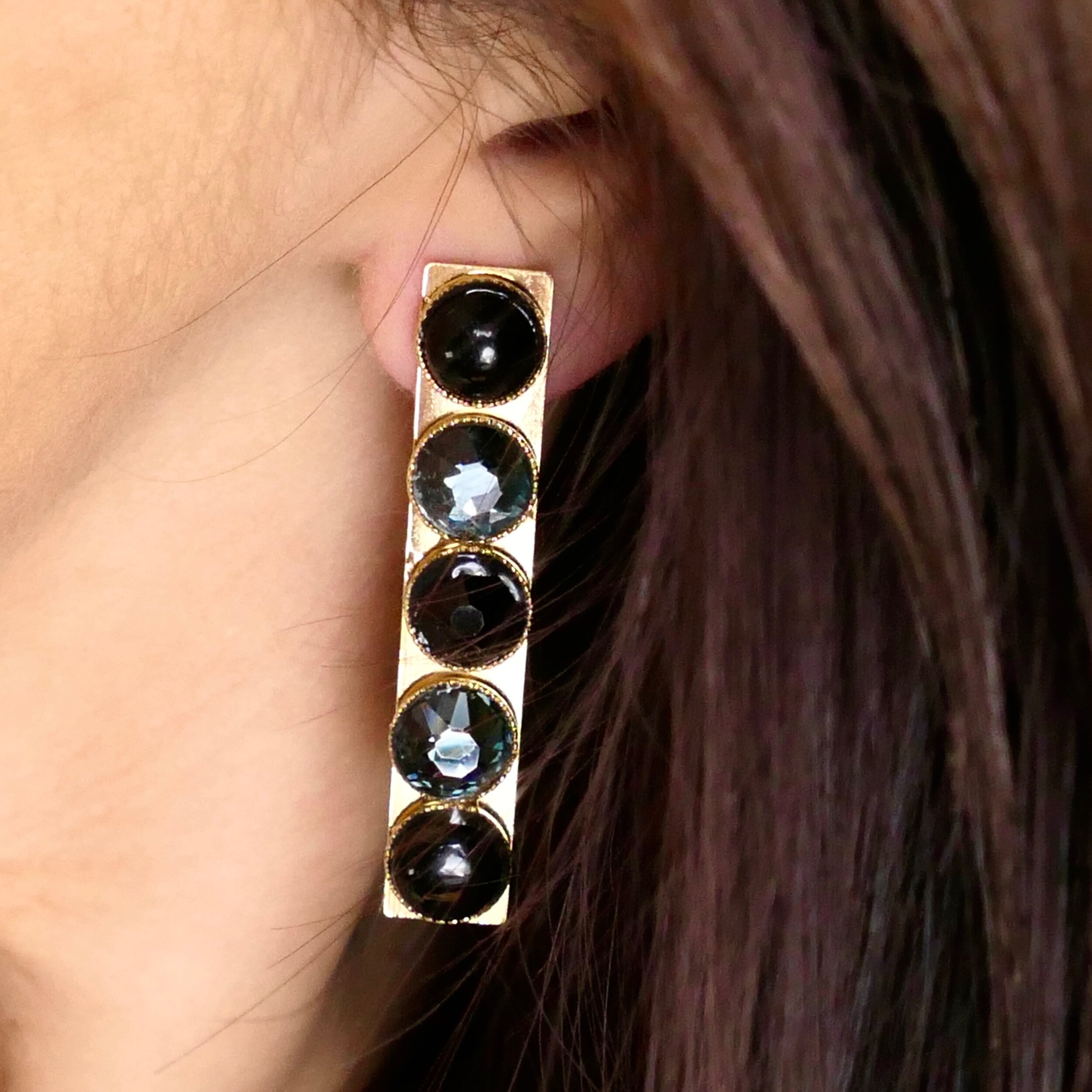 D7CDFAB9-7559-47FA-B4B5-1C8528ECD241