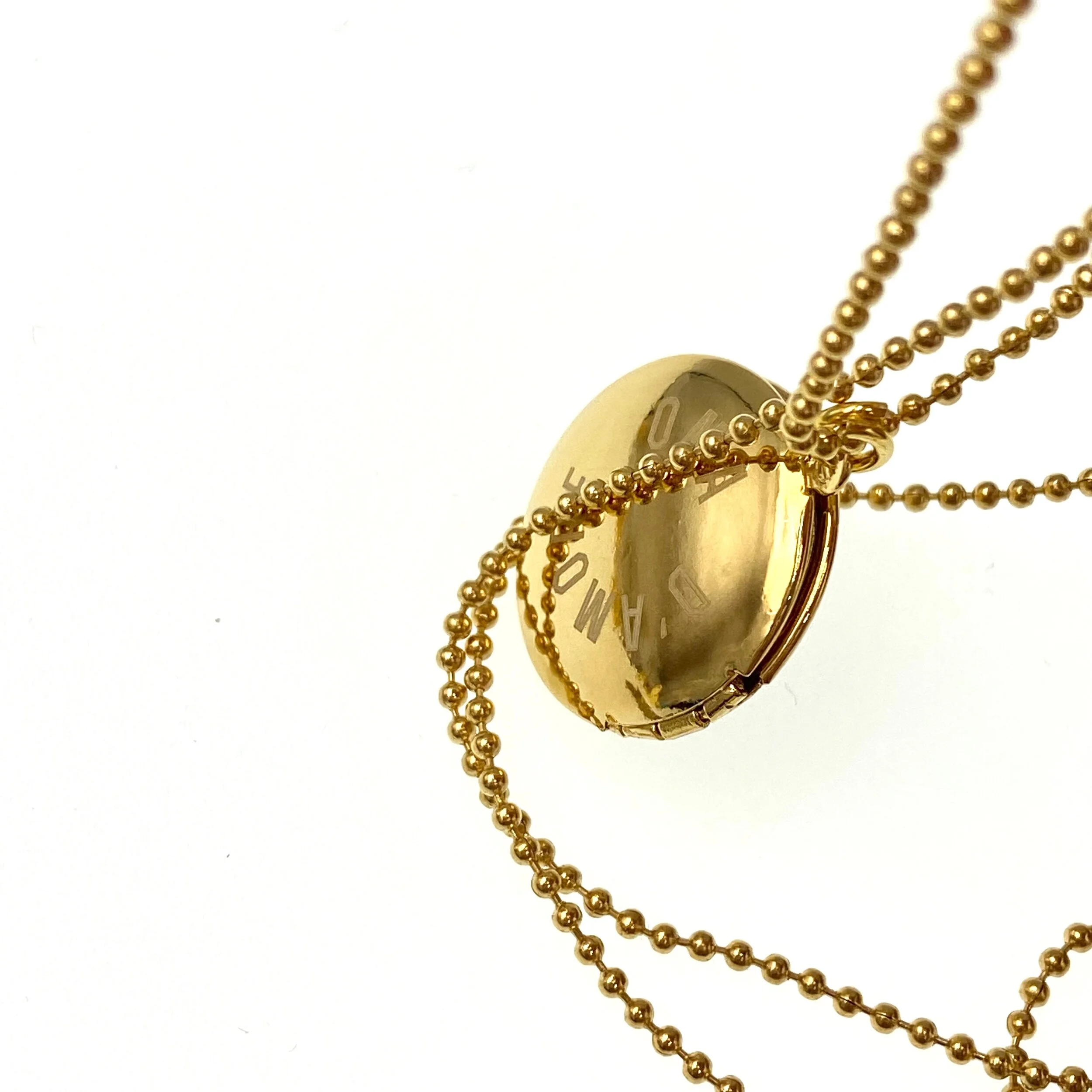 F1AFC49D-8ECA-4B34-BEB0-27593D74E64A