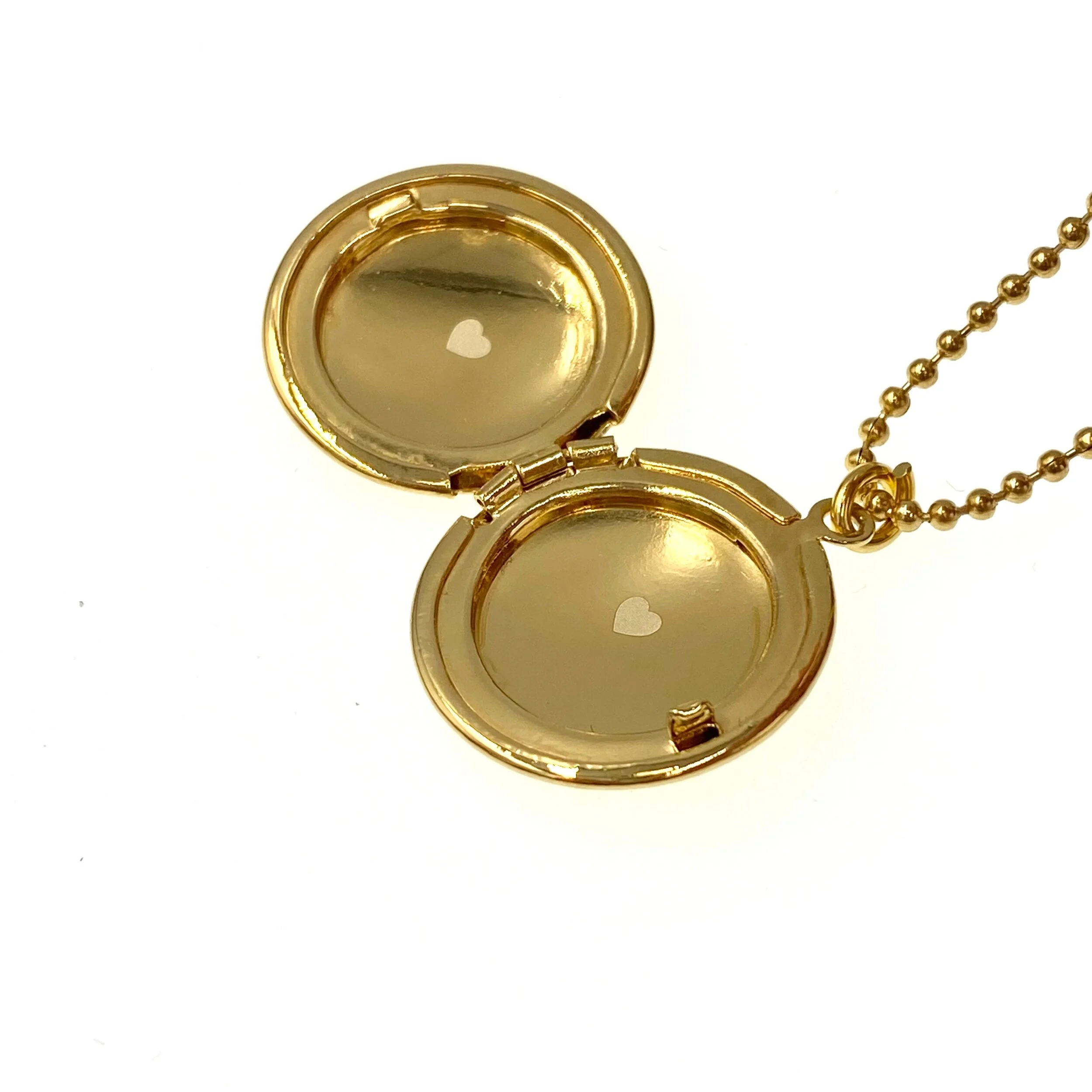 38B35385-9AB9-40B9-AF5E-EF2E13432E32