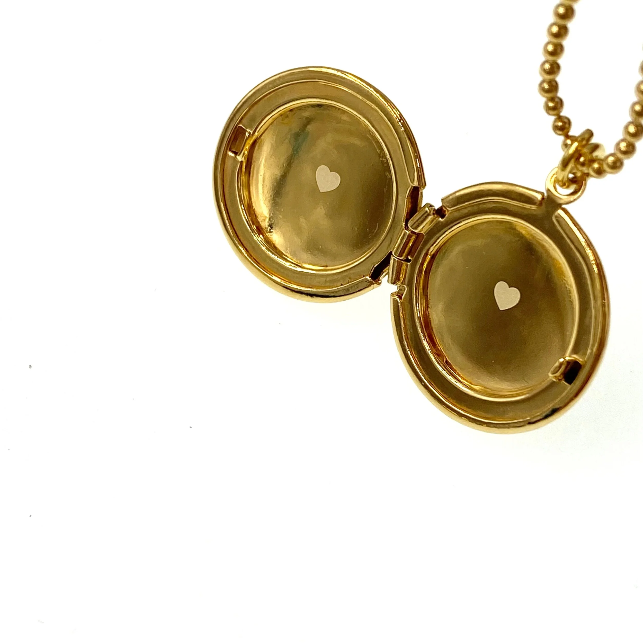 D888679C-67AA-4CC6-B061-BBFFC45CA85D