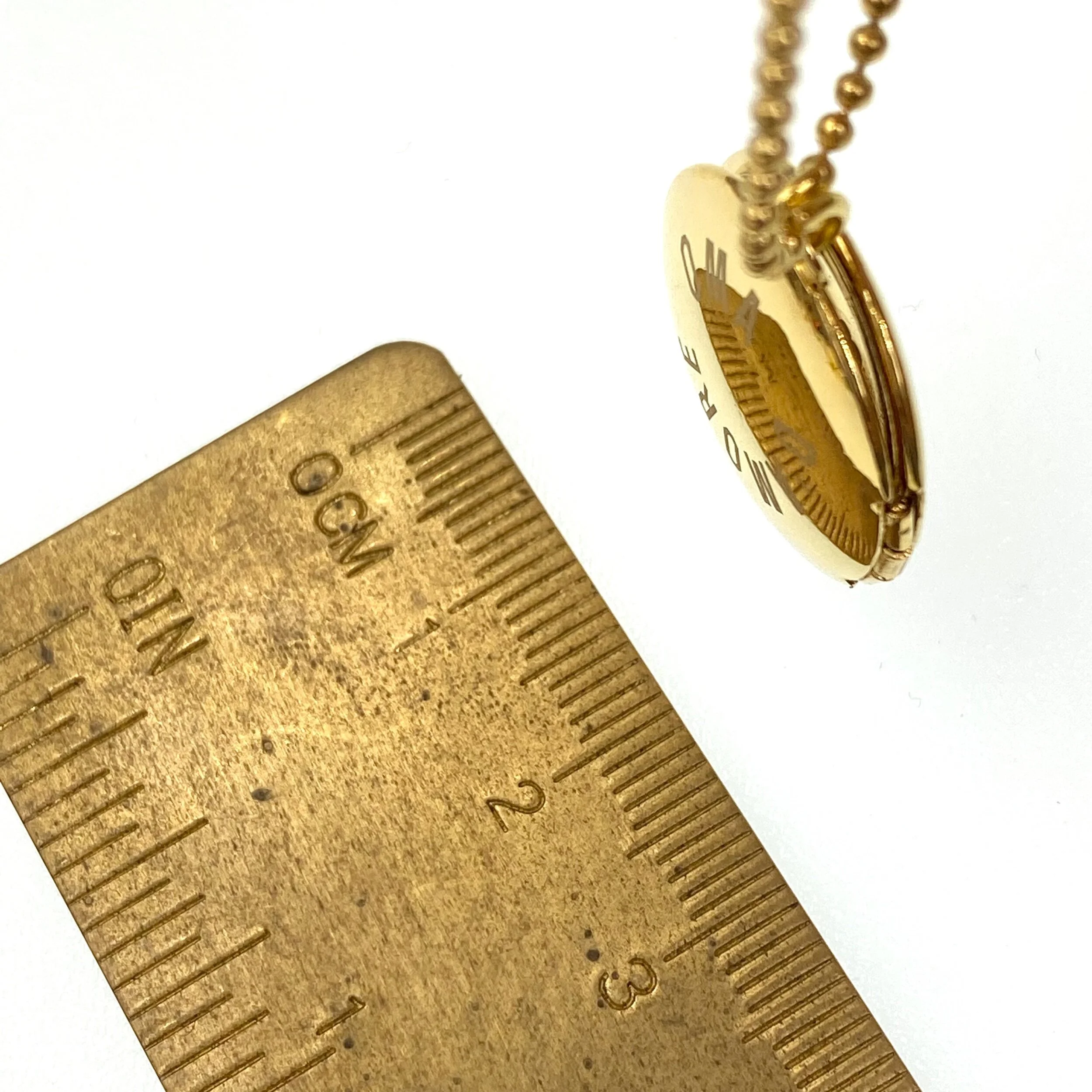 36FB0A40-4ABC-4767-8C28-19FD88C4DD62