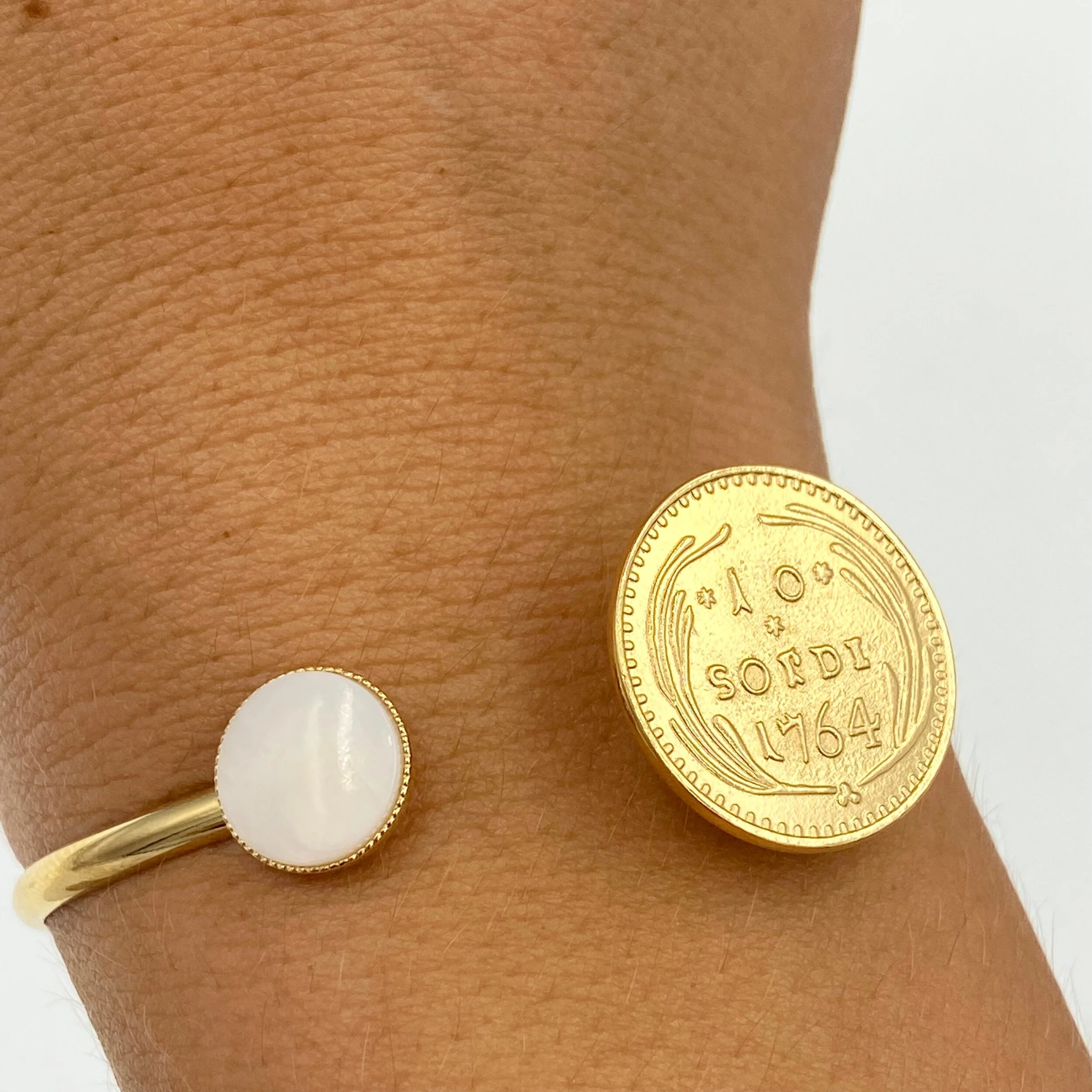 551B6757-4961-458B-8689-90D56F5E17BB