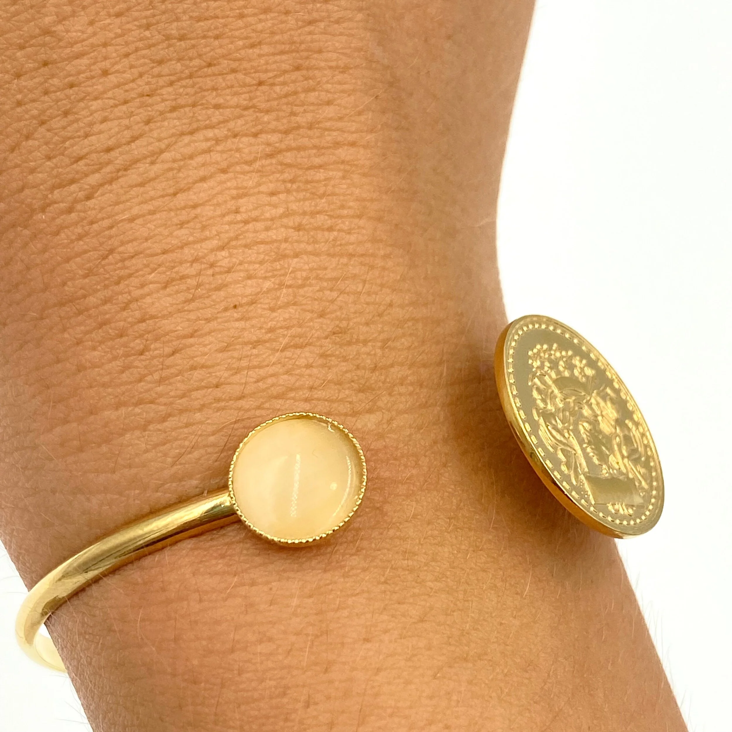 595AD1FE-DF84-4587-81A2-4A3390CAD81C