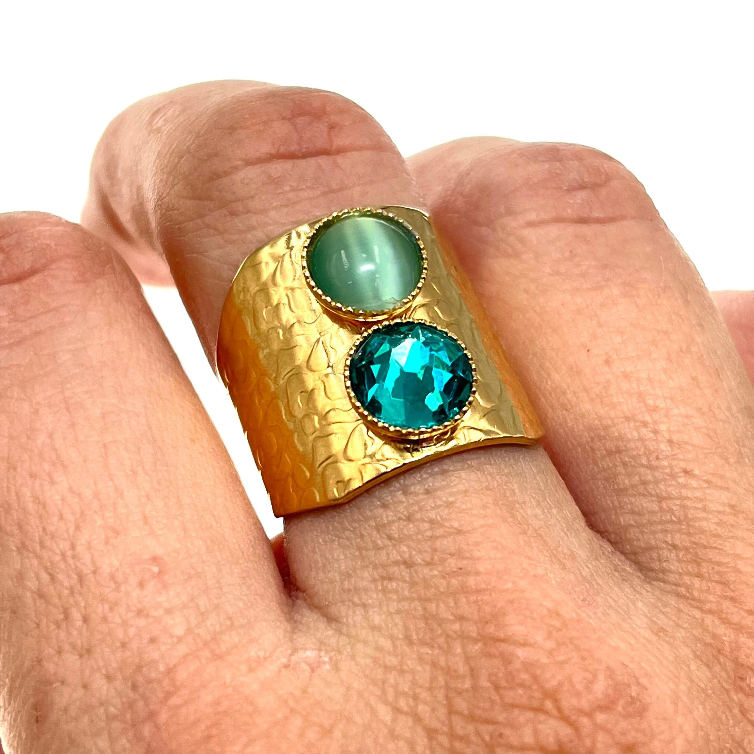 04C8DF48-5F66-44E8-87CD-3425D9A7BF29