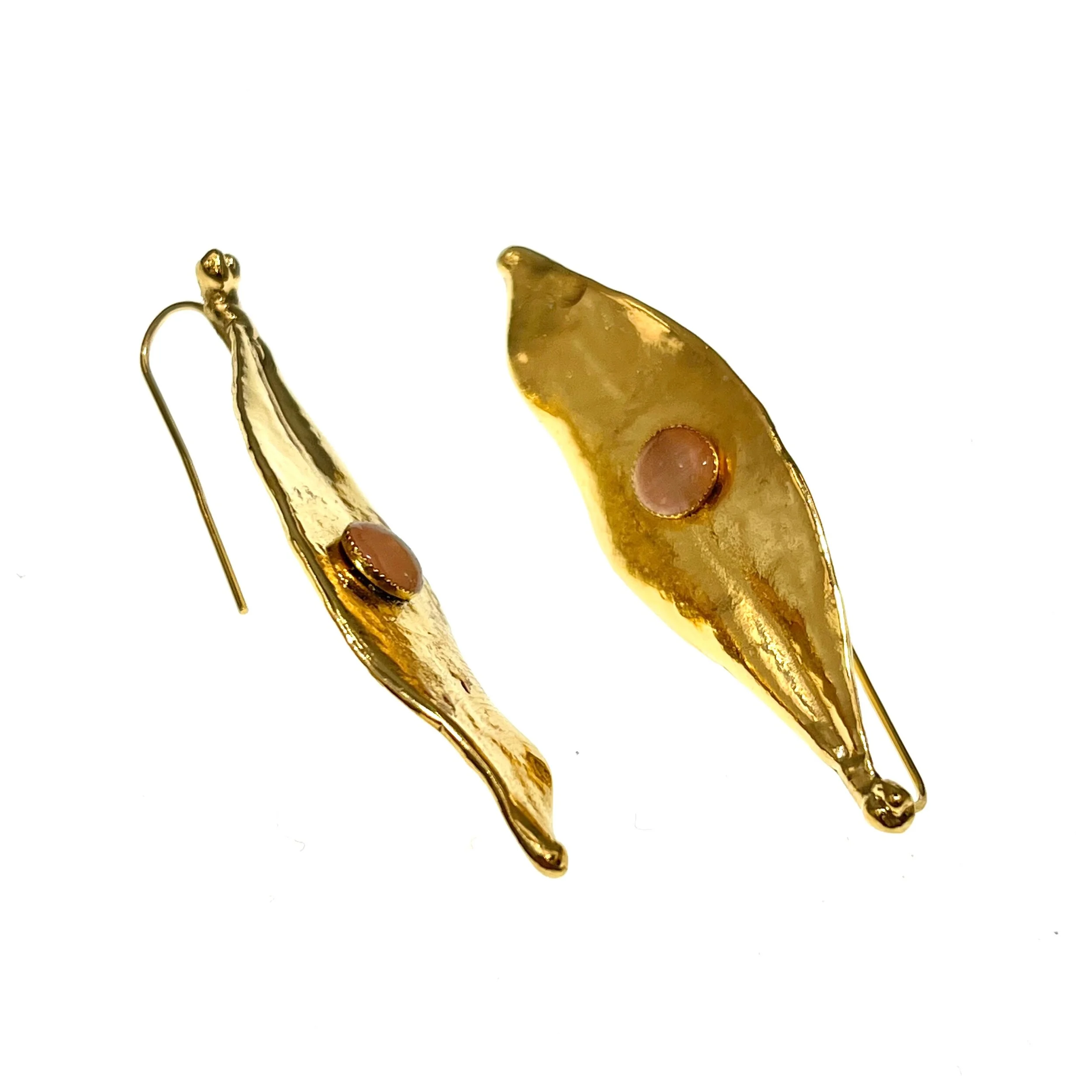 E590DCC0-D783-48E5-AD9F-0295D4302891