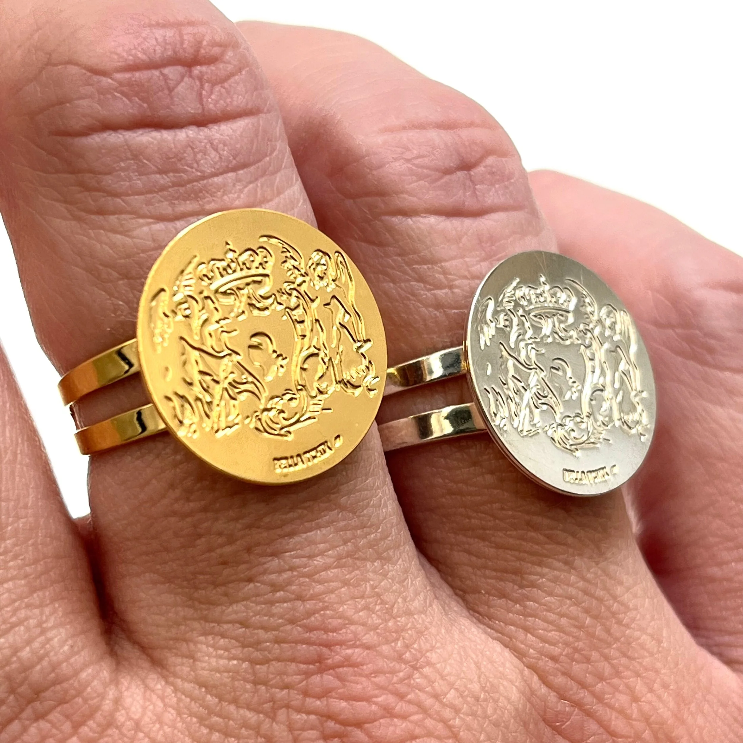 DC925562-B85B-4FE6-819C-6703C65ECCF3