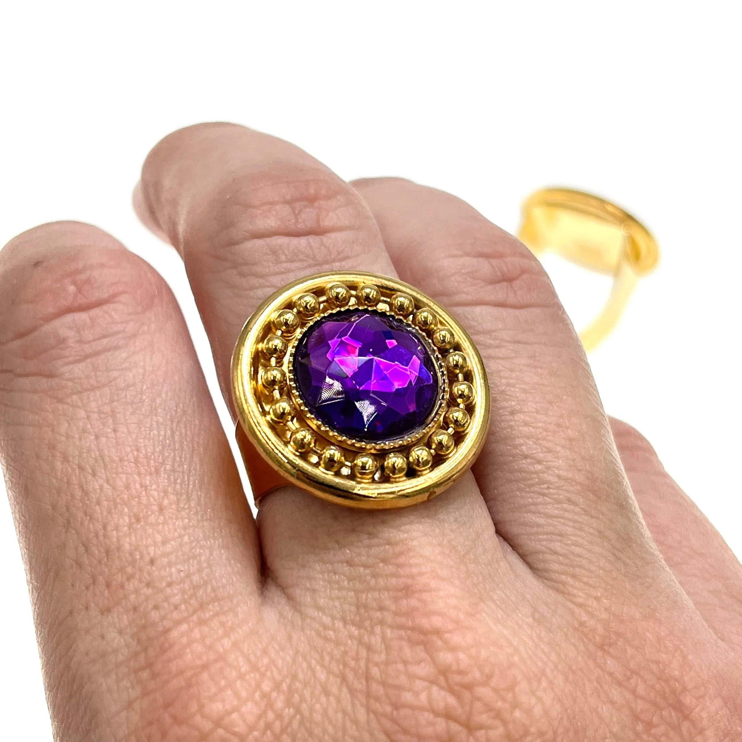 E39C76D3-7CAD-43E4-A30E-7DCB9CBBC563