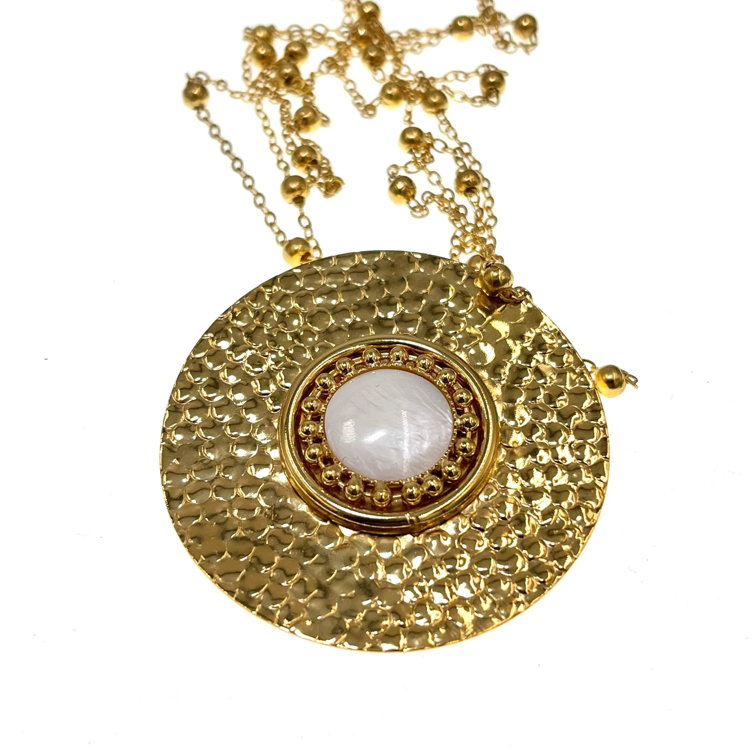 770A75B2-797A-4CBB-A7CD-8B59C80E65A5