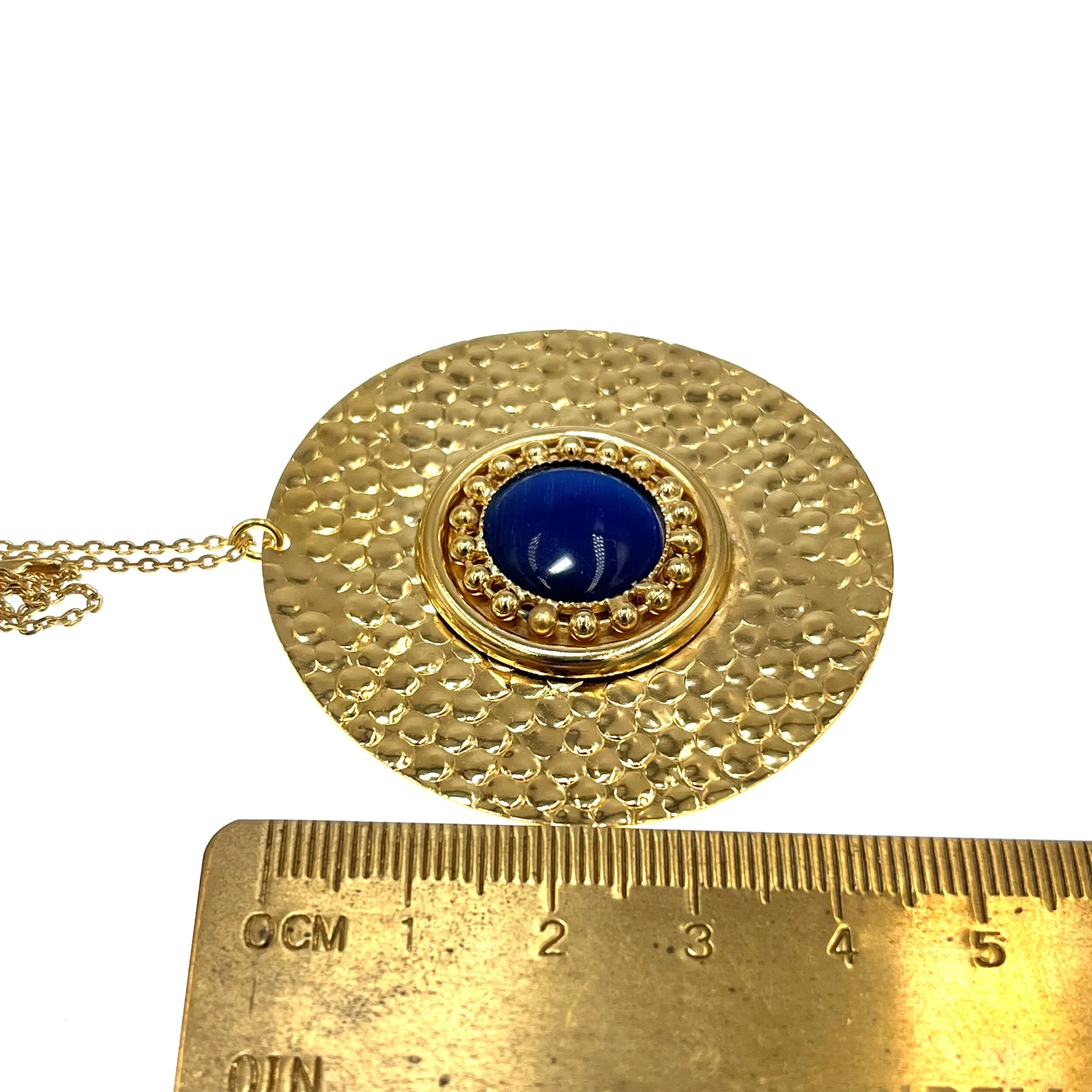 9D16A093-672B-4103-A2F6-479C9E19D800