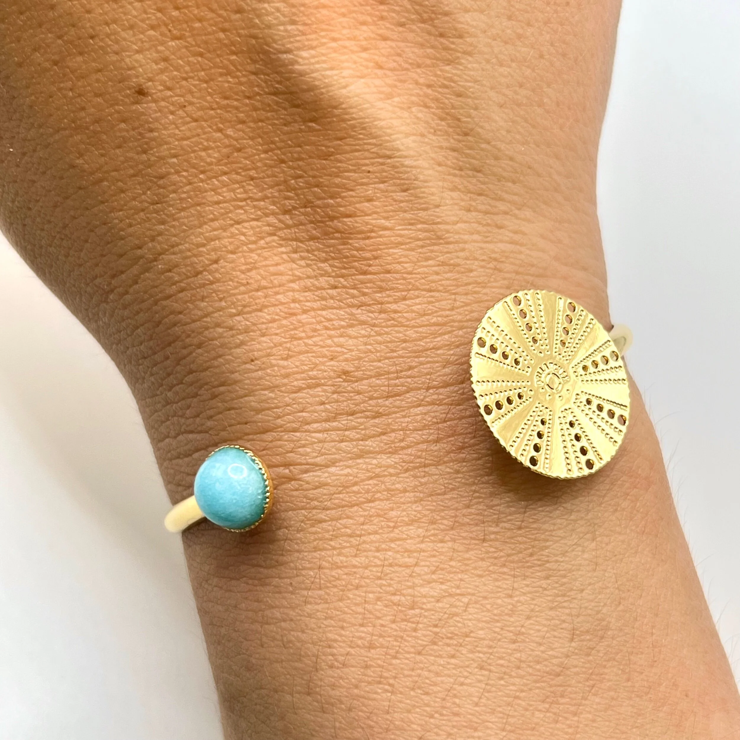 F842951E-29EB-4C6A-8F32-2FC87C279A1A