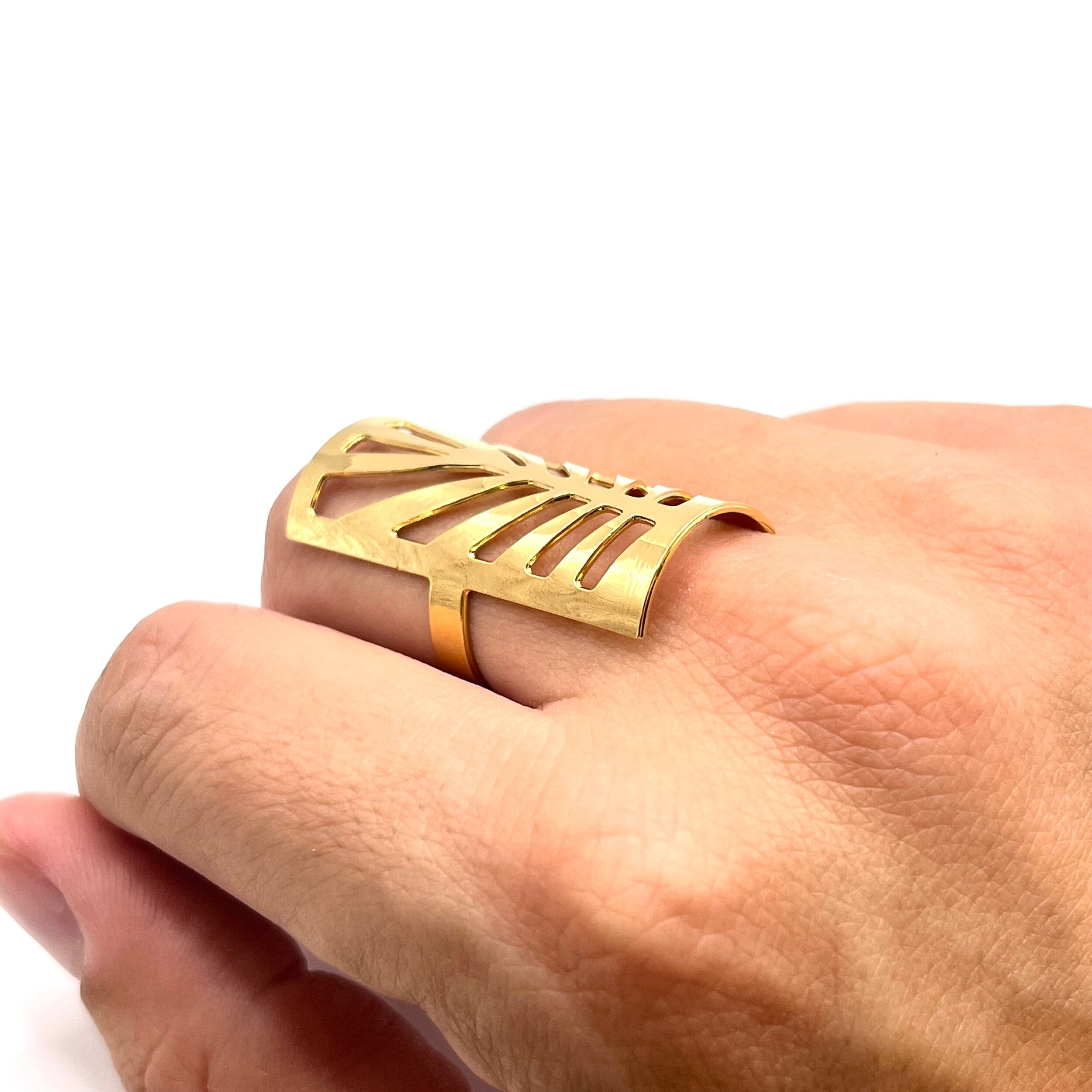 49C72F90-9B37-4444-9A43-F47B309C7B8D