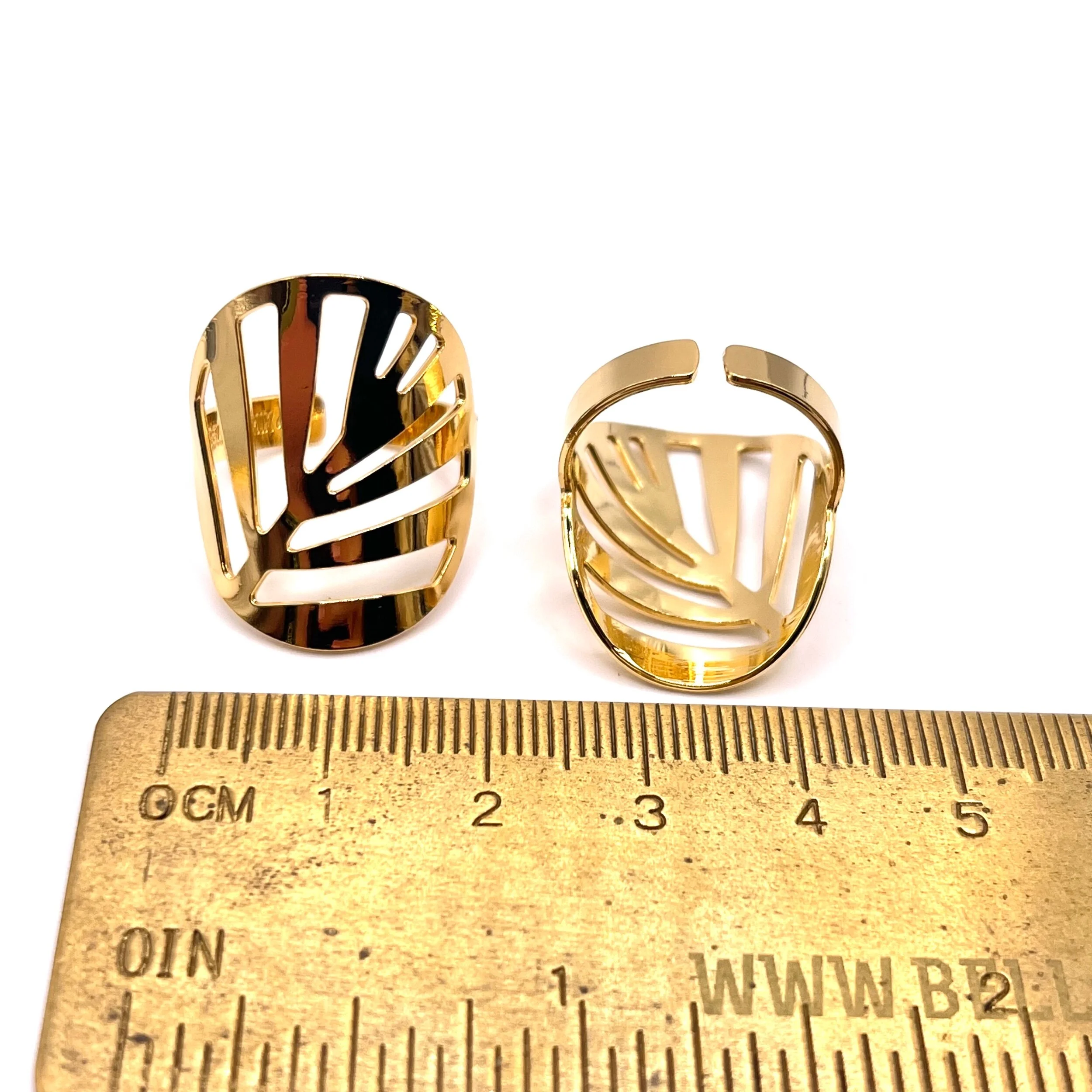 7B93C811-C0F4-48A5-9AF9-A029AF6D9E6B