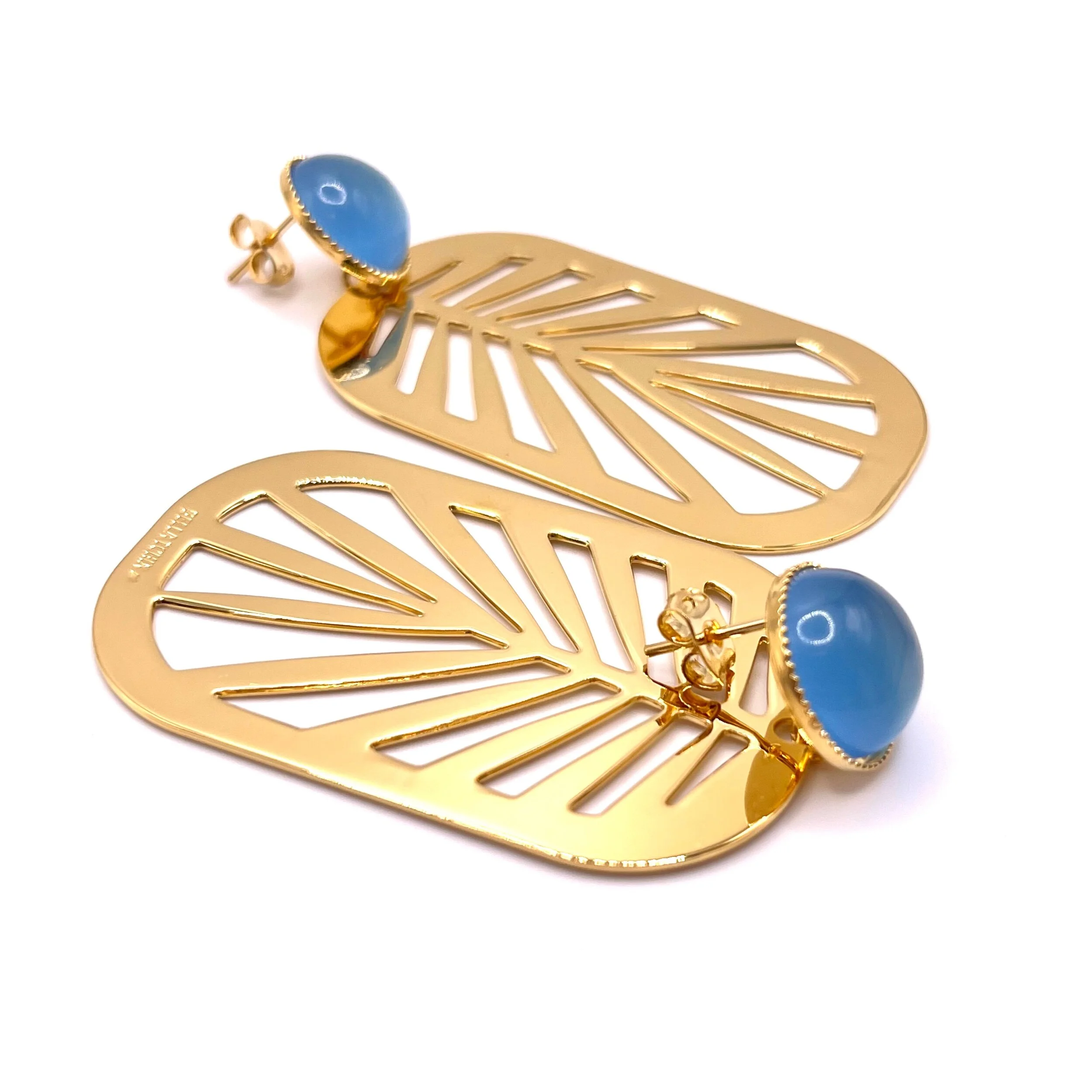 2BC936C7-A1E4-4336-BC5E-875E20F5C96B