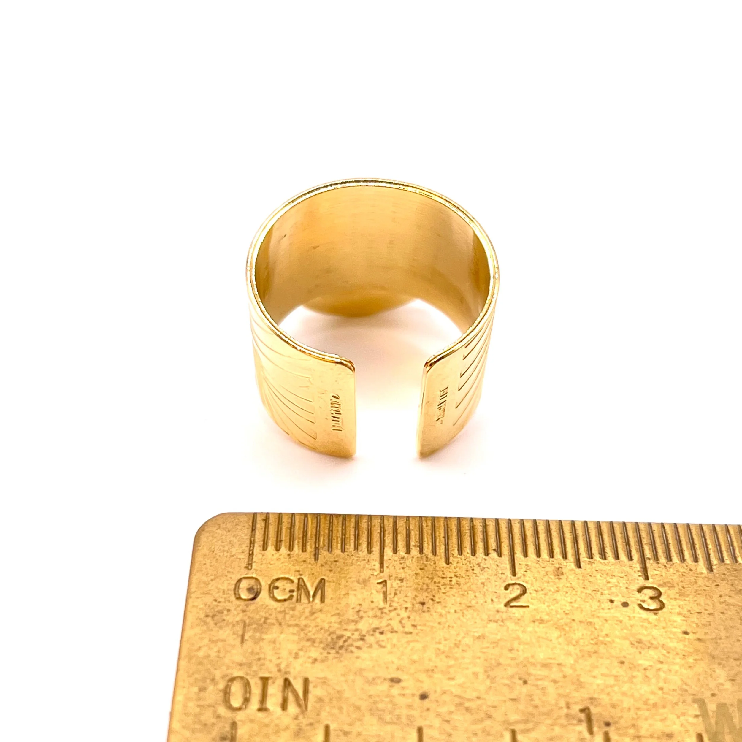 B2B51B6D-89F6-4882-83C5-C714F6E8622E