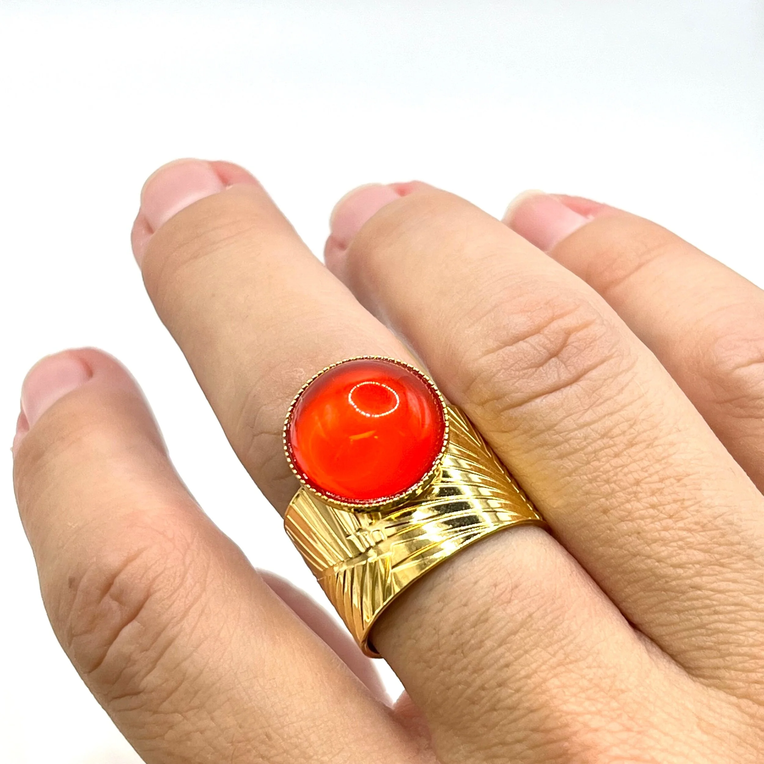 877F5C7B-C70B-4012-BBC6-42293F7A8F2E