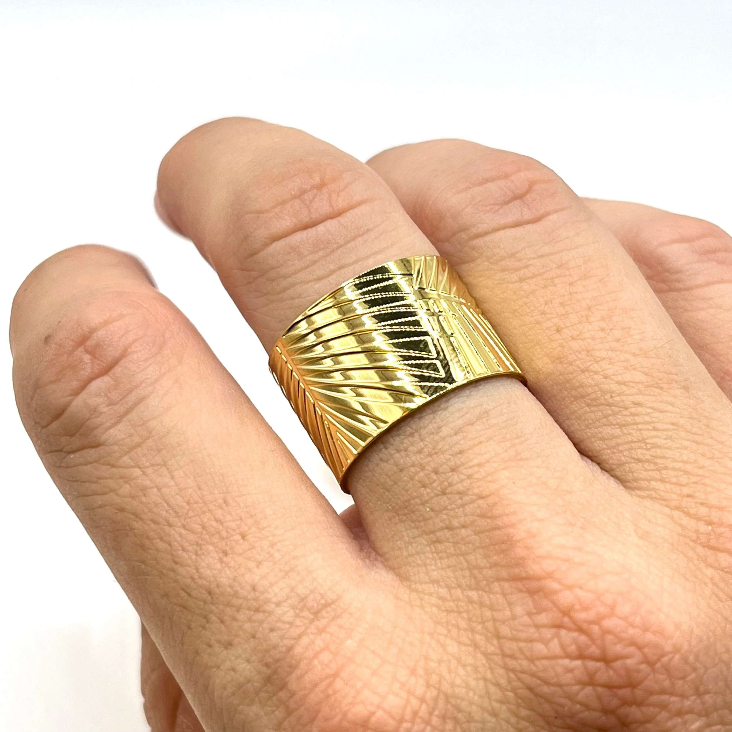 64B0CEC4-C087-41E6-A891-F3740B7496D9