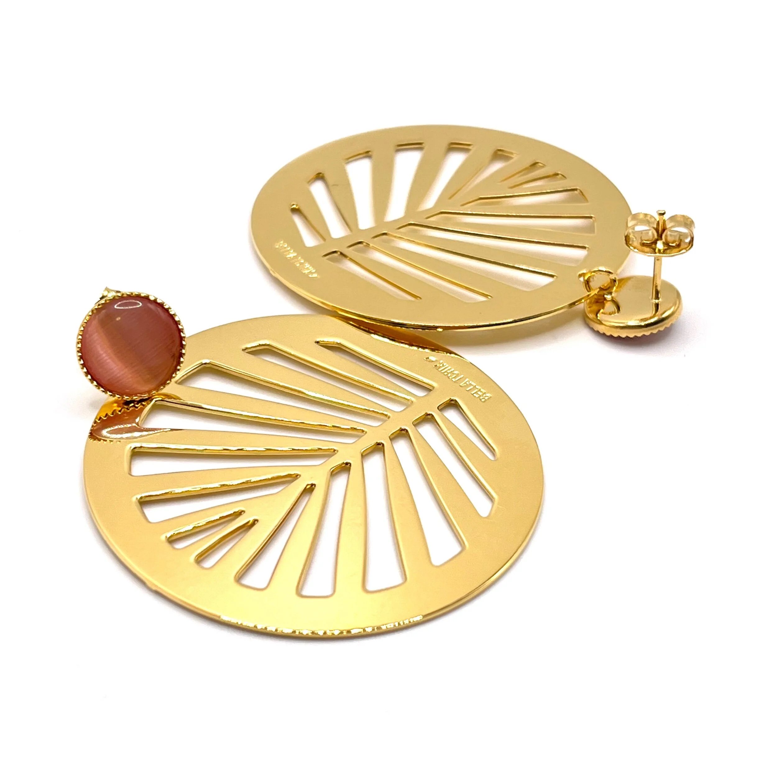 501A842B-7532-4D4F-8CD2-5D69DD757A78