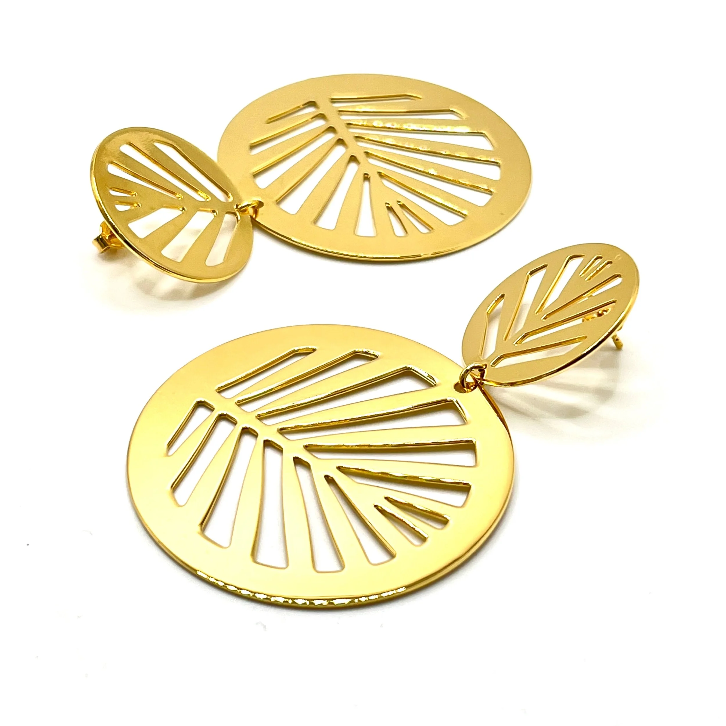 40ABB8FC-6503-4EEF-BFF2-07D927BCF583