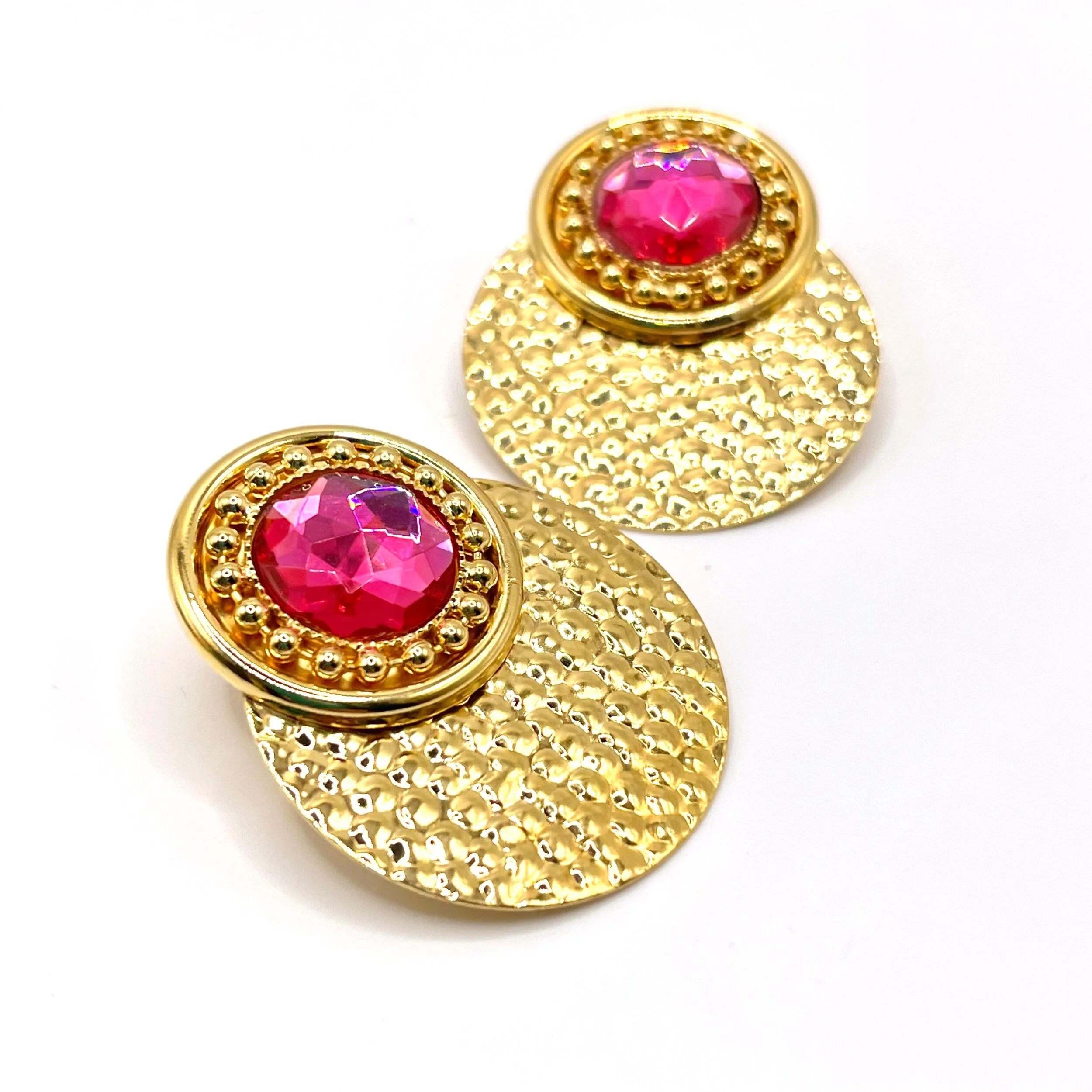 C92CEBF6-9CB4-423D-A822-1B449ADDD2AF