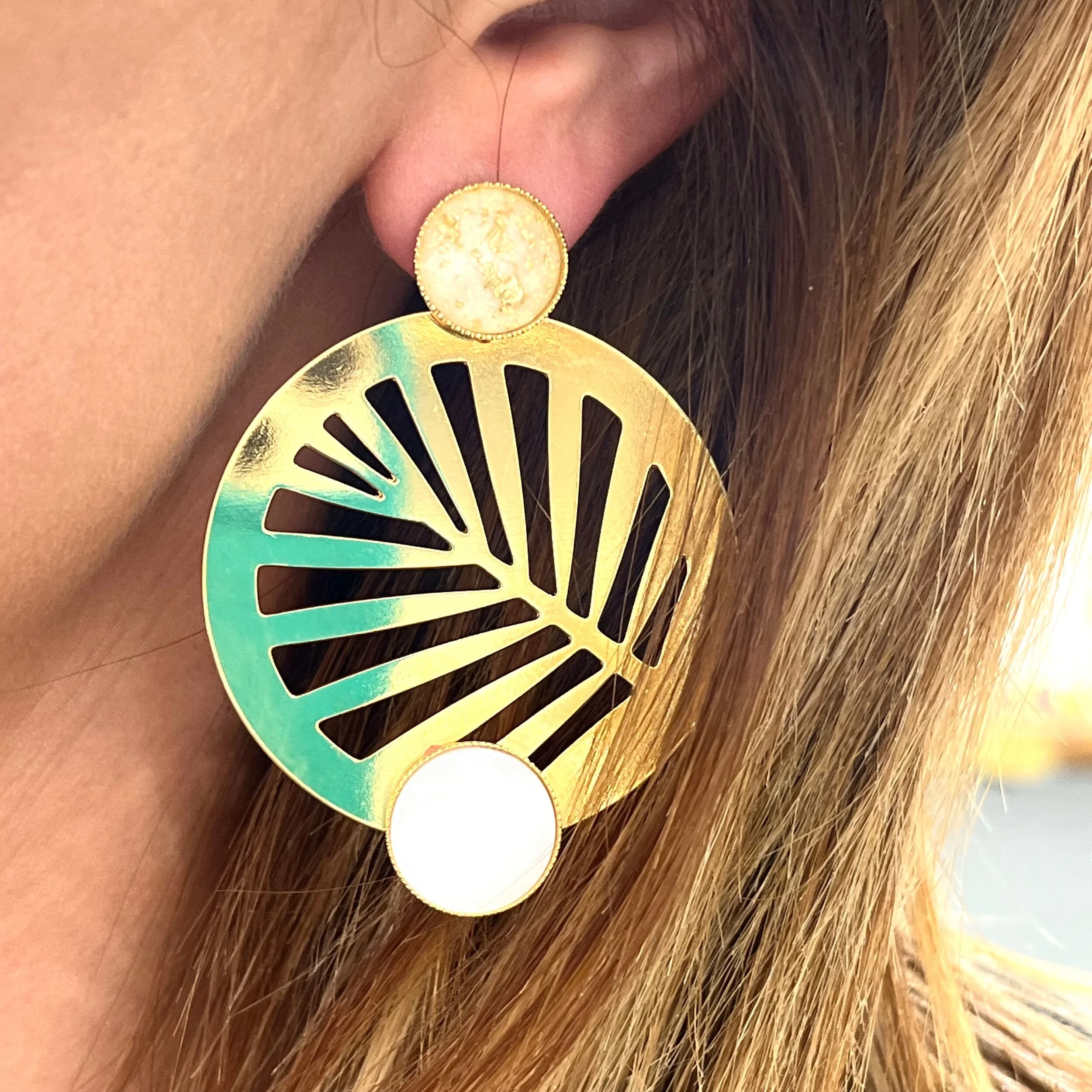 AA6DA95C-4F48-4870-A499-A505CB738B8E