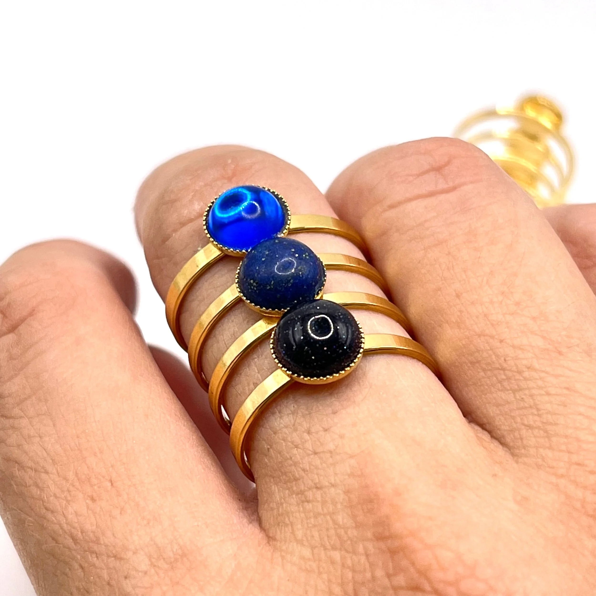 7F9F04D2-9003-4BE6-9AA9-0C11DEF643A0