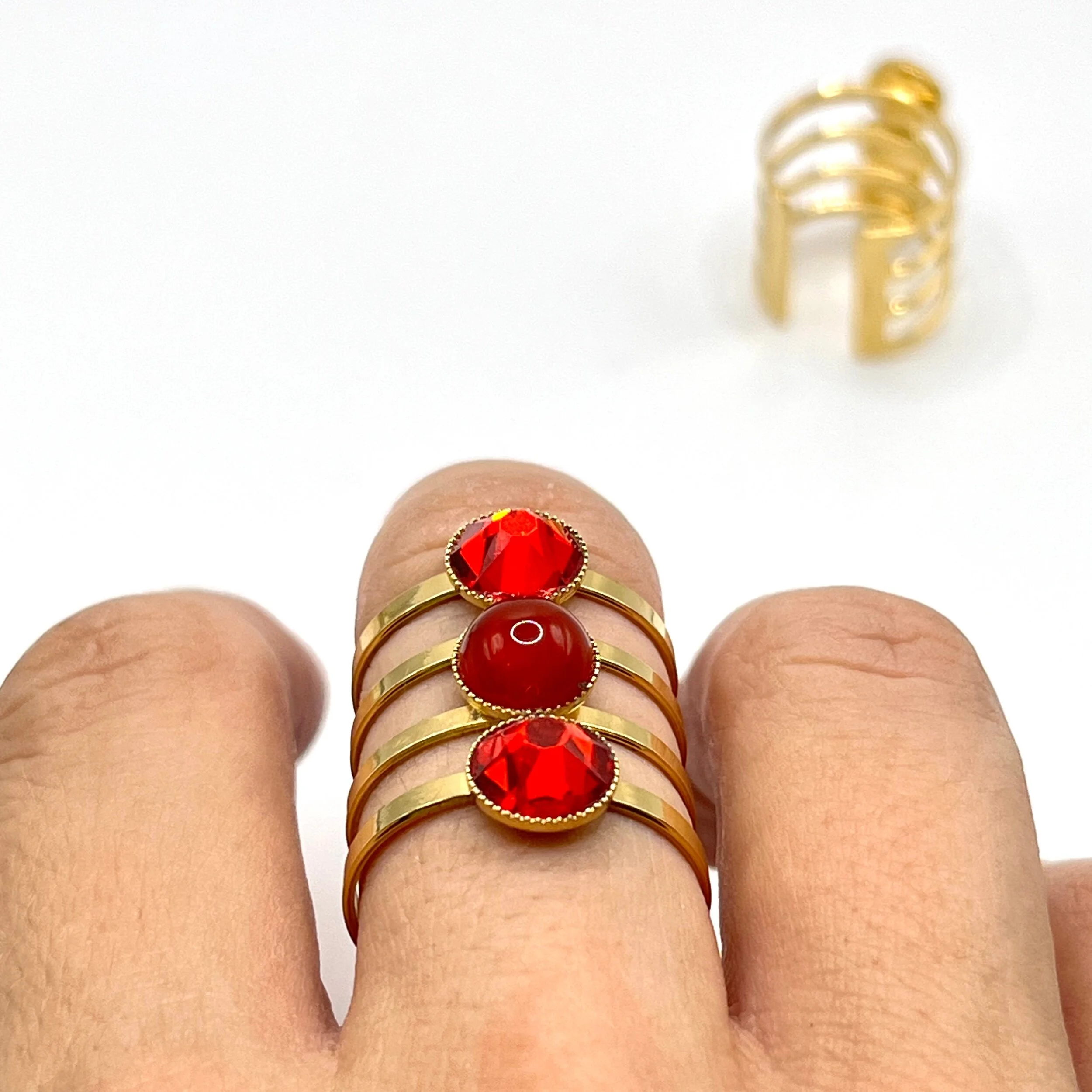 98E4315D-D960-456D-91DD-6A0E3364CCAF