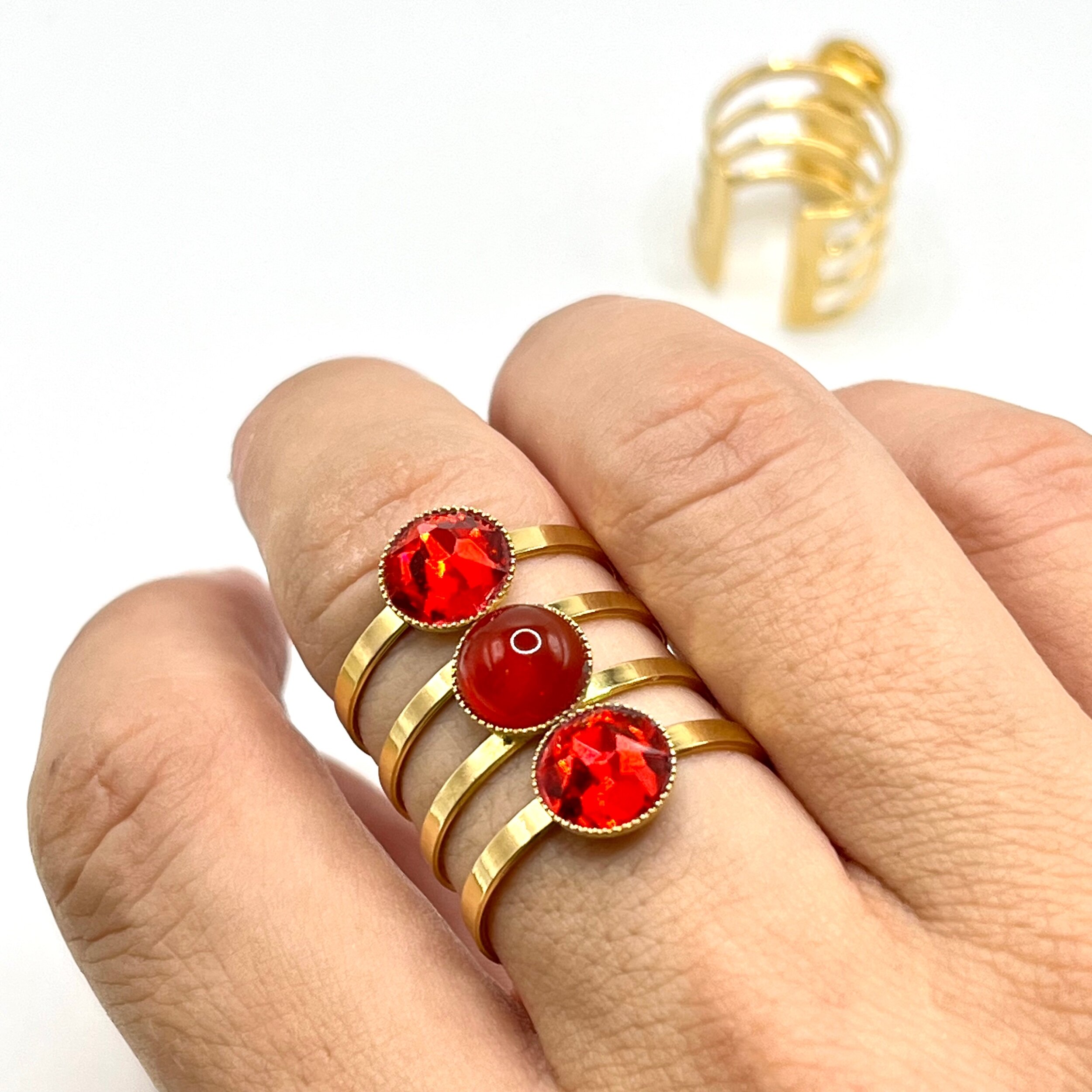 97C18B35-79A0-4EA5-BD95-6CD246749009