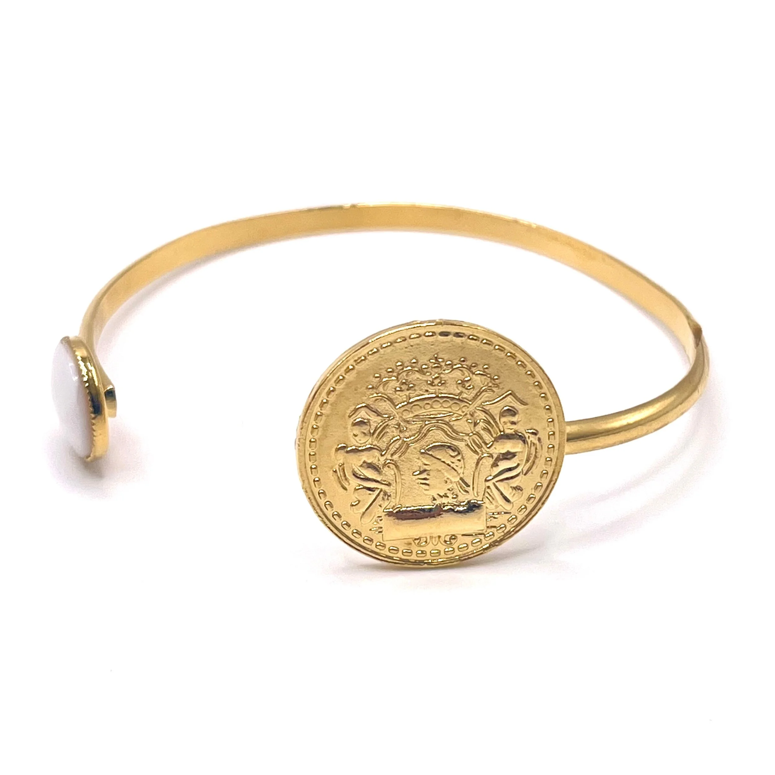 85E52D96-9BD5-4305-AD62-FDA29F80B1C2