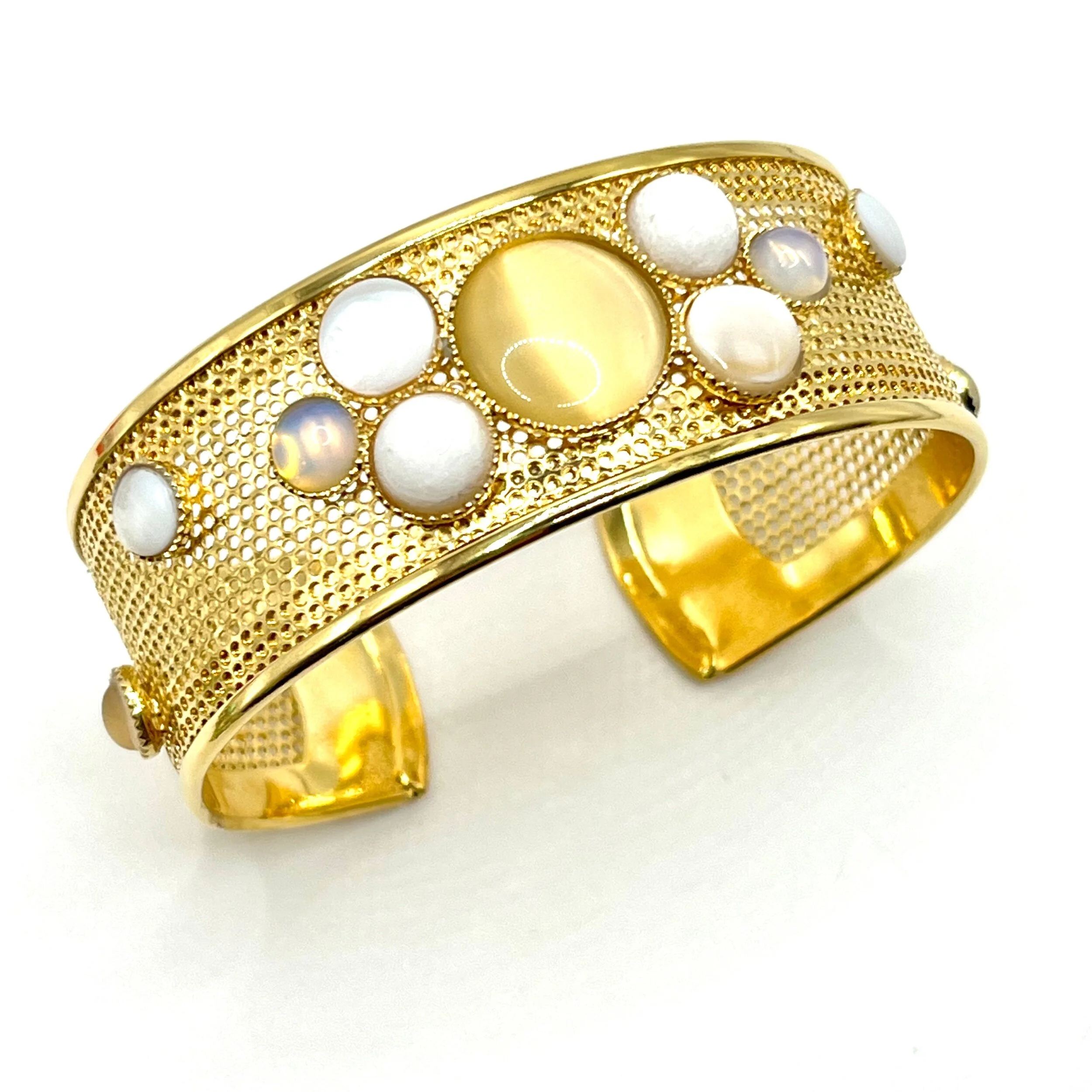 820B377B-C21B-4946-A397-724D85AEEFCA