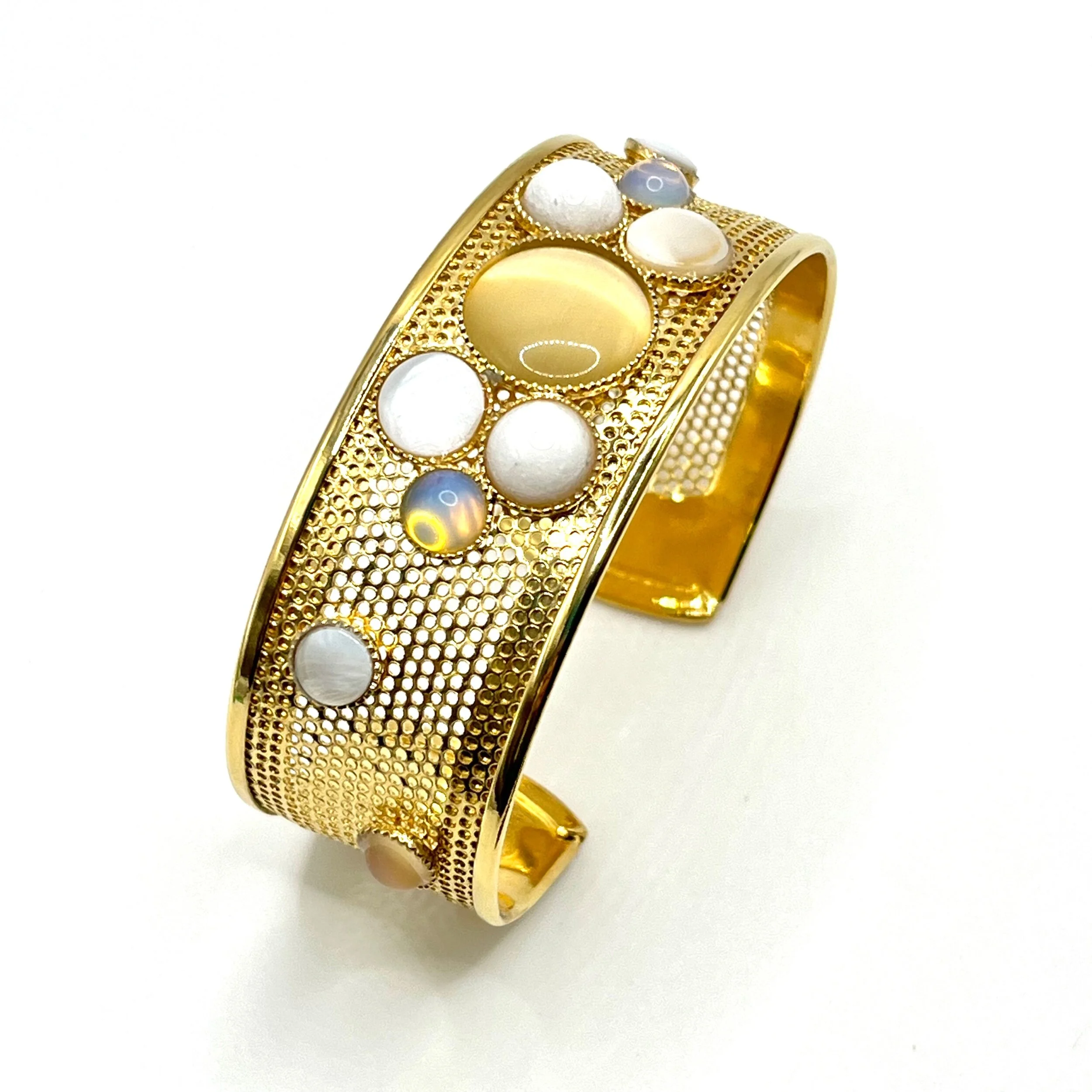 4642B073-16CD-4080-A90F-1C692AA22BC6