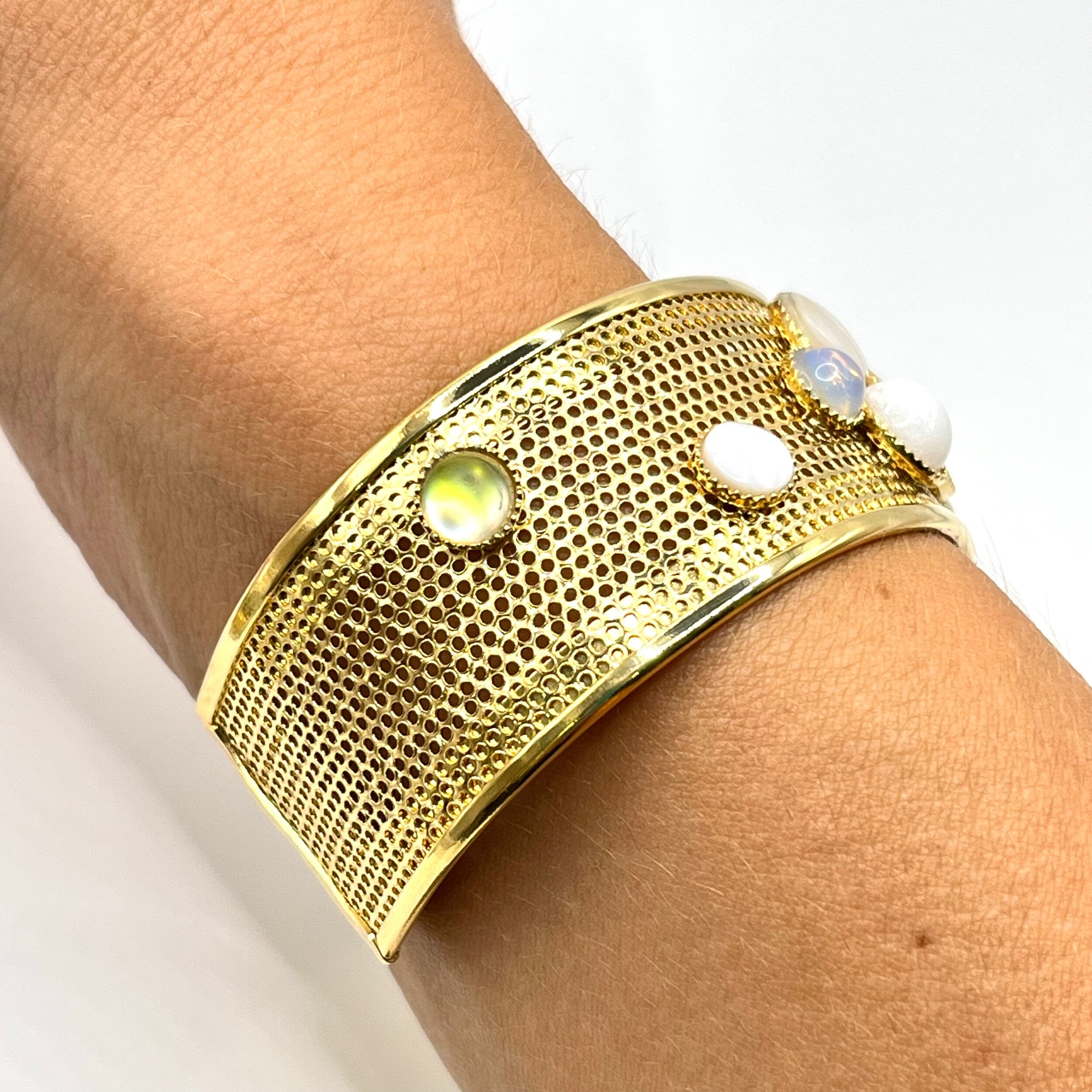 A862AF20-C40B-4AC6-956C-A4FC7F00F87D