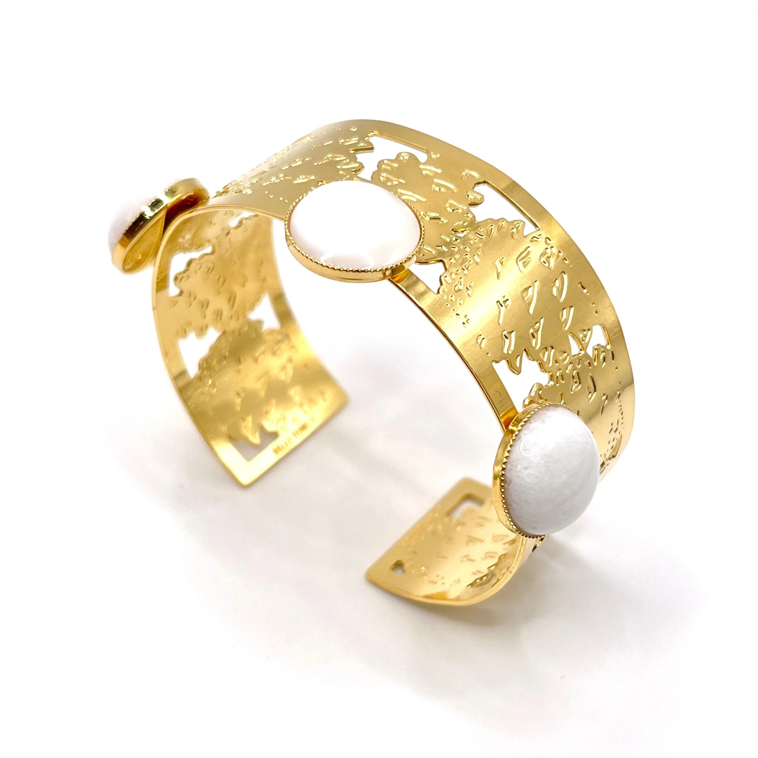 7C1CF08E-5AB4-4352-9BF0-45CEE7215BF7