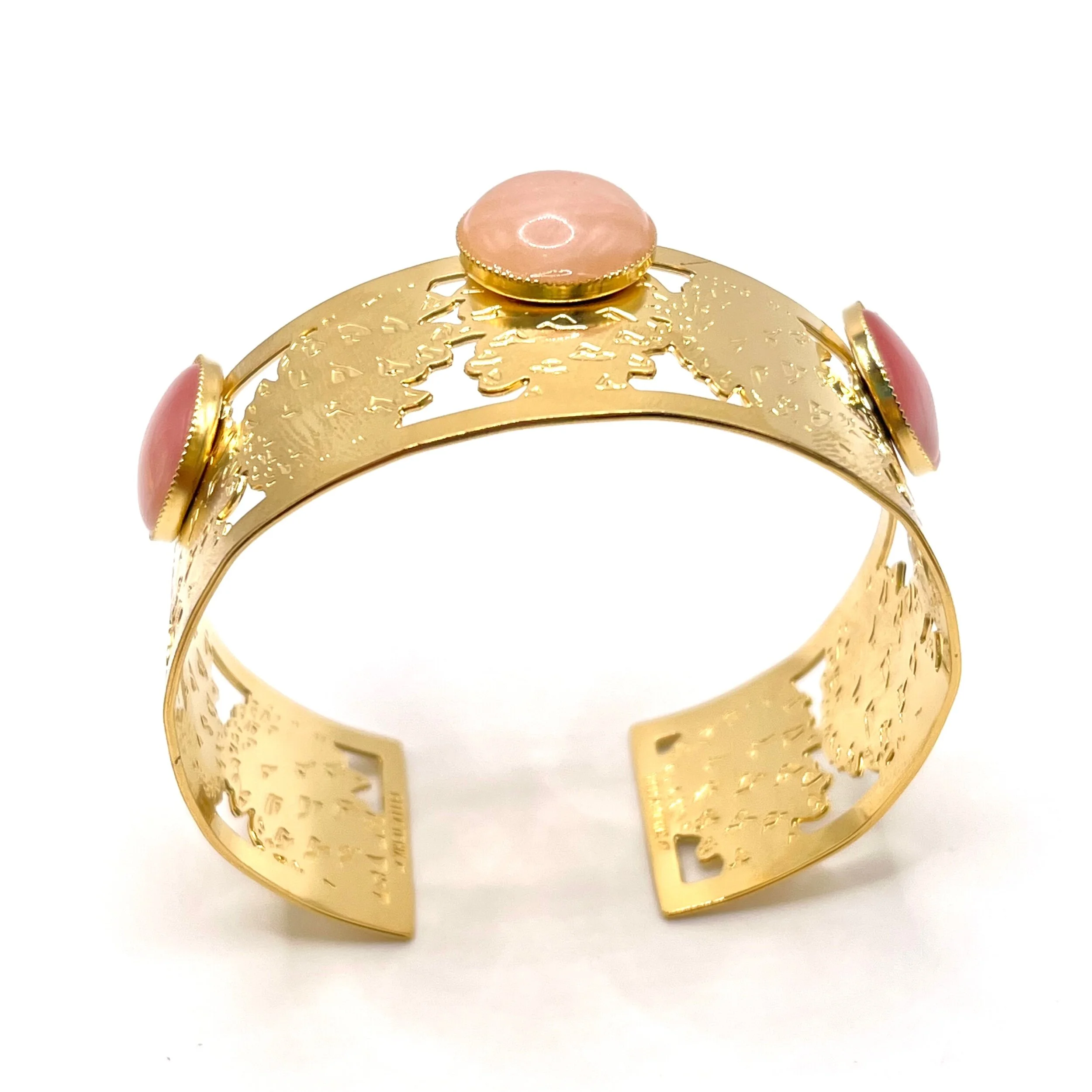 A073962E-E041-4DBD-9263-0F5E5FCB1537