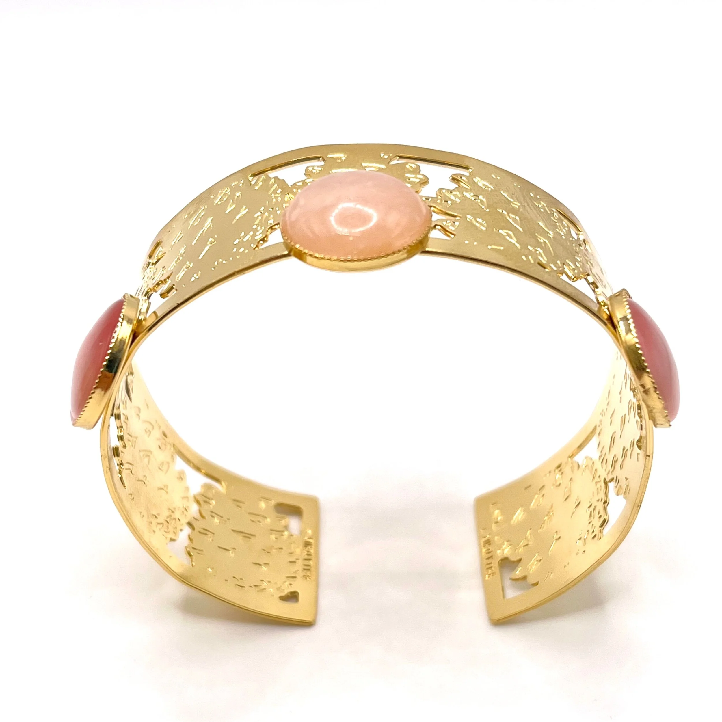 ED9E7AAD-9B28-4FD2-8CFA-A996FF4CD55A