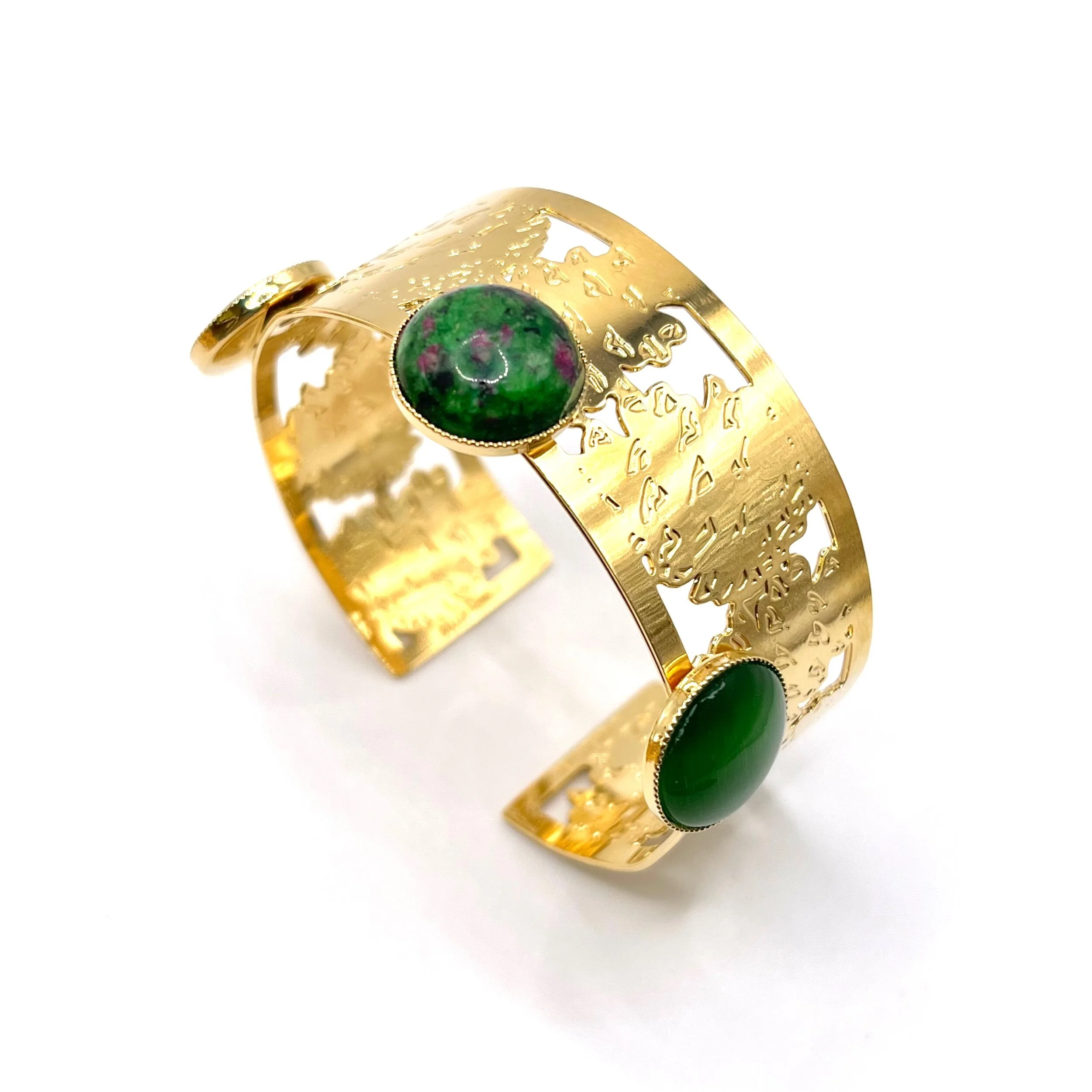 4E6AC0D8-1701-4EE5-B703-CF1A9DA86C3D