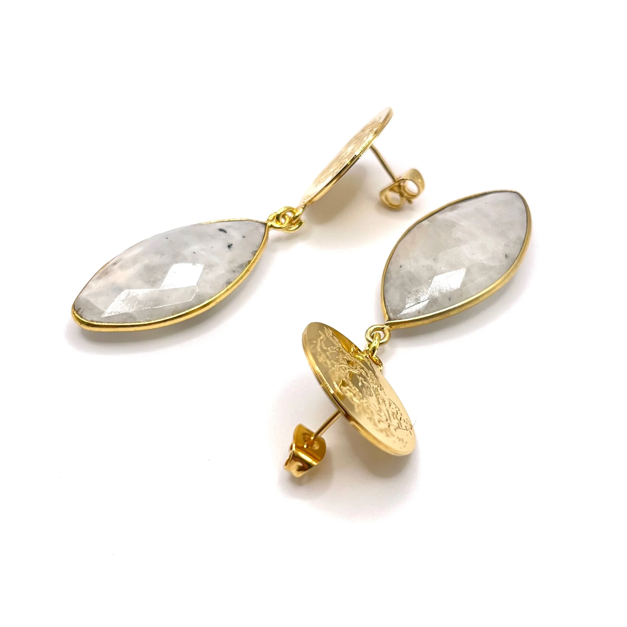 4BD90AE6-6468-4813-AF7D-B5D8CD74B0E2