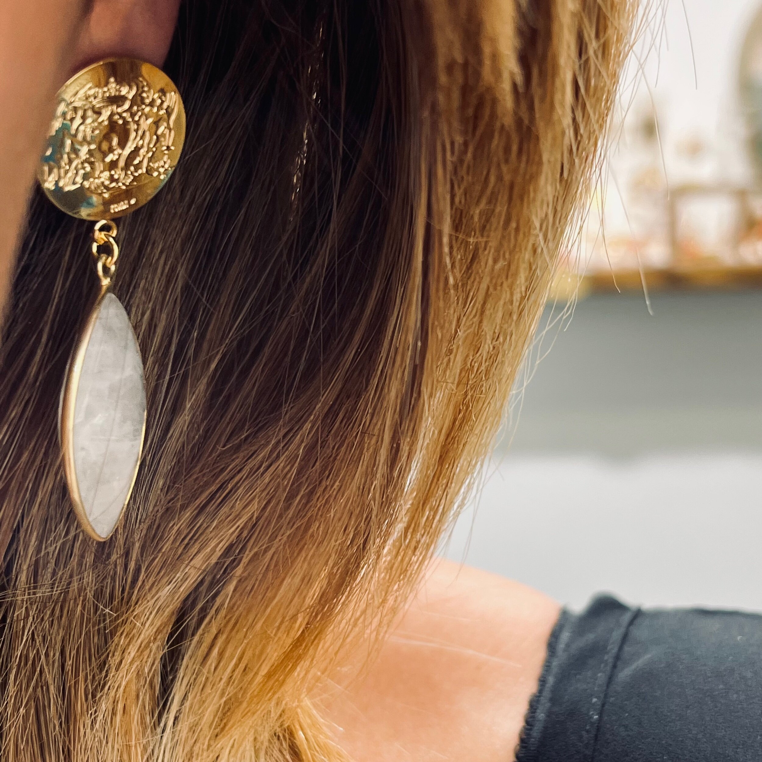 E9E99CF2-716F-45A7-995B-AC91B74D5500