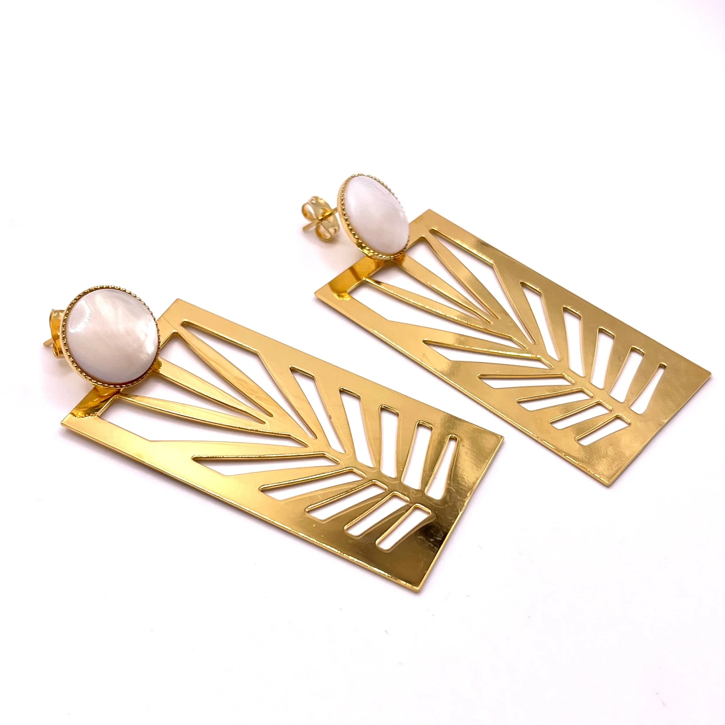 1AFC8CE2-4FE4-4E7C-8547-EA3993C5909A