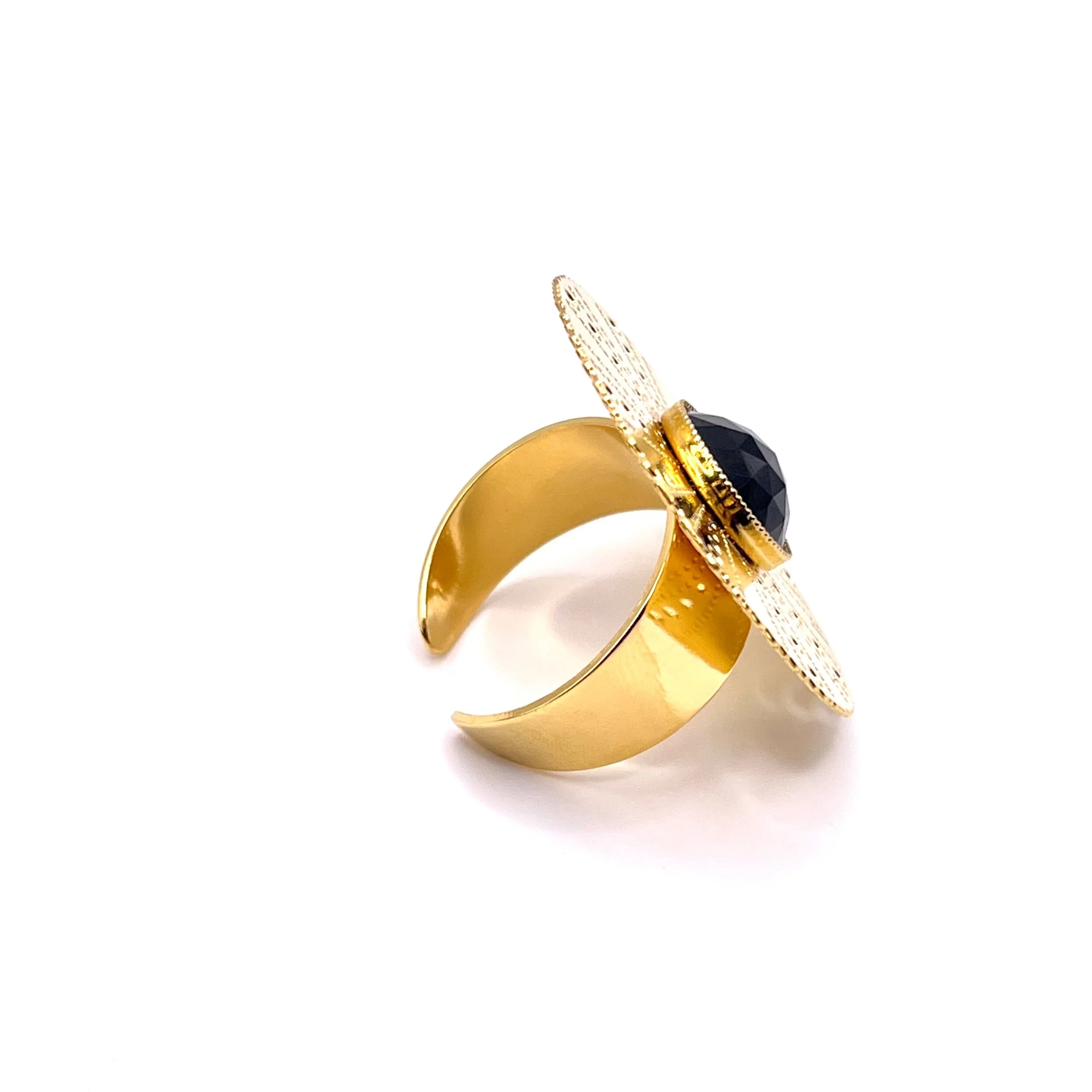 21C13BC0-E5BE-4468-9D89-F4172B75C379