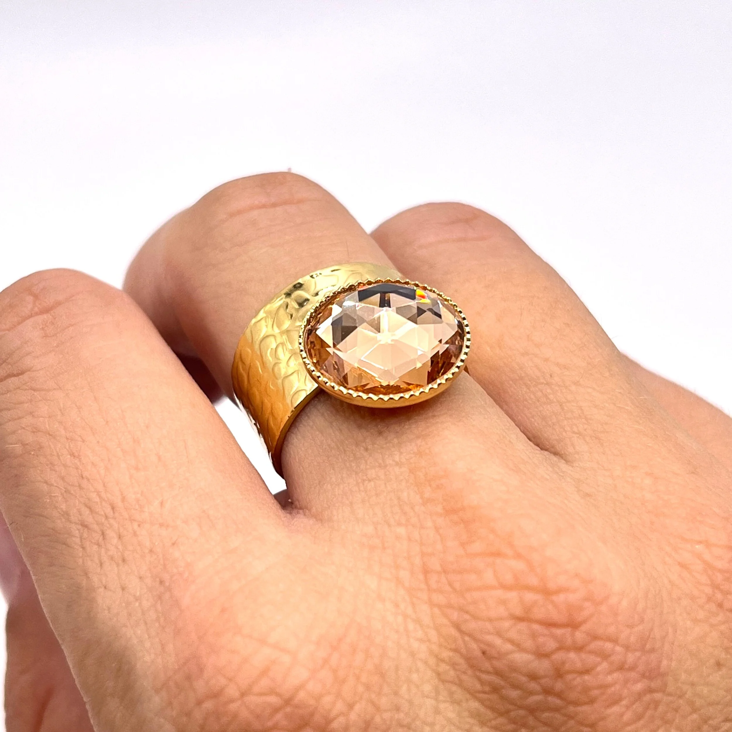 CE2D2E6C-0079-45BC-AA87-54CA08CEE43F