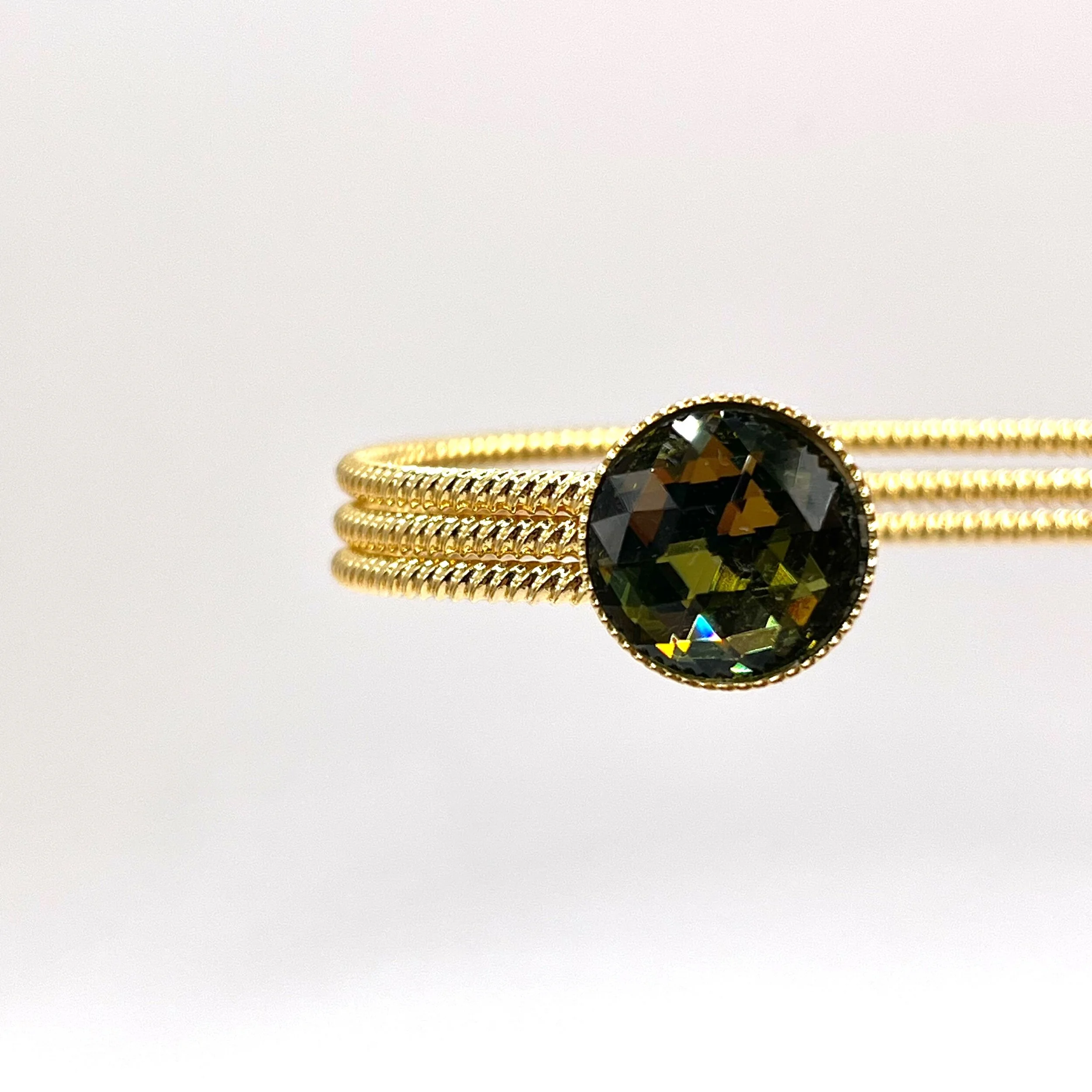 95AB01D5-0FF0-41C1-A6A2-36F3251DC325