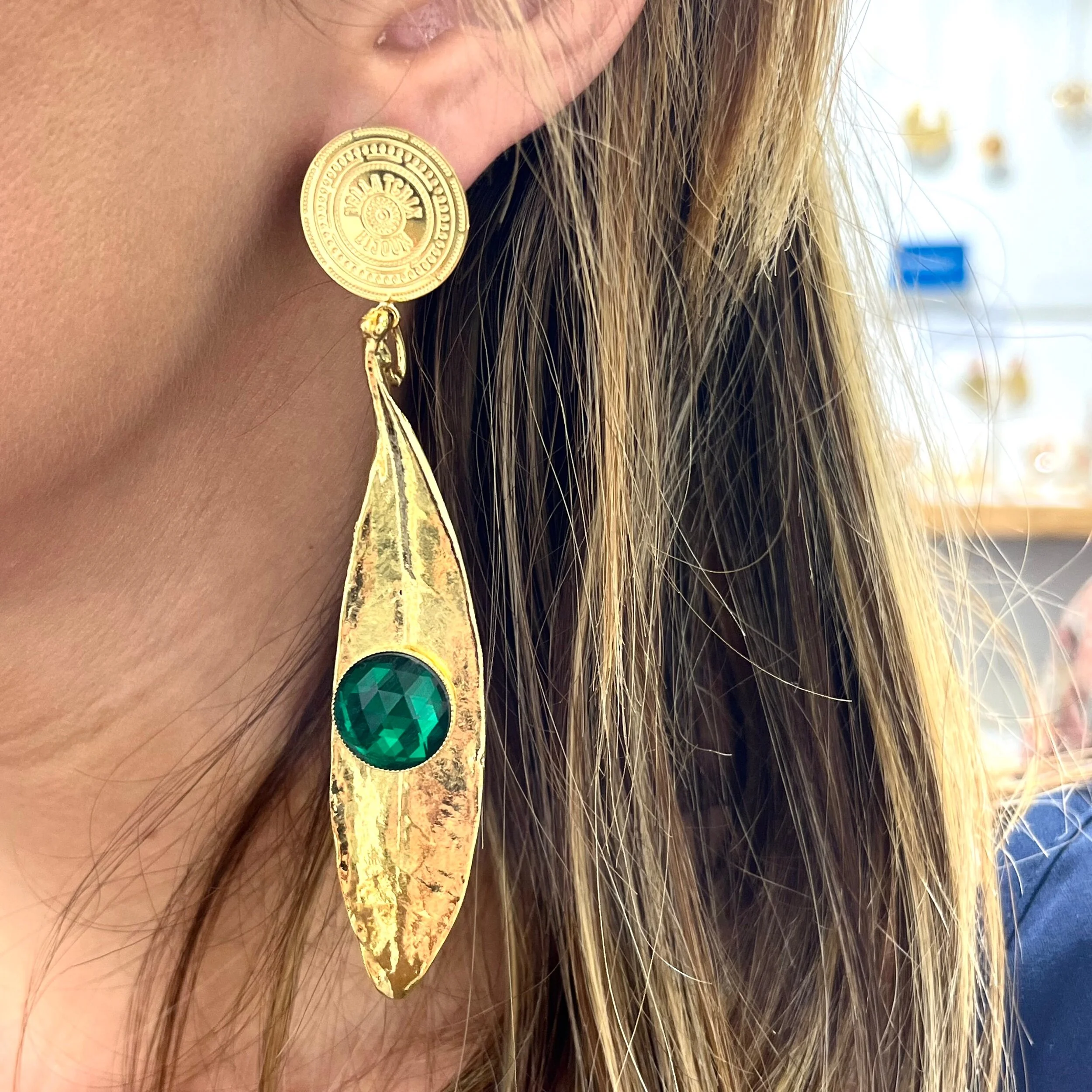 D7870E12-C038-4F3E-8BEF-A5F105536020