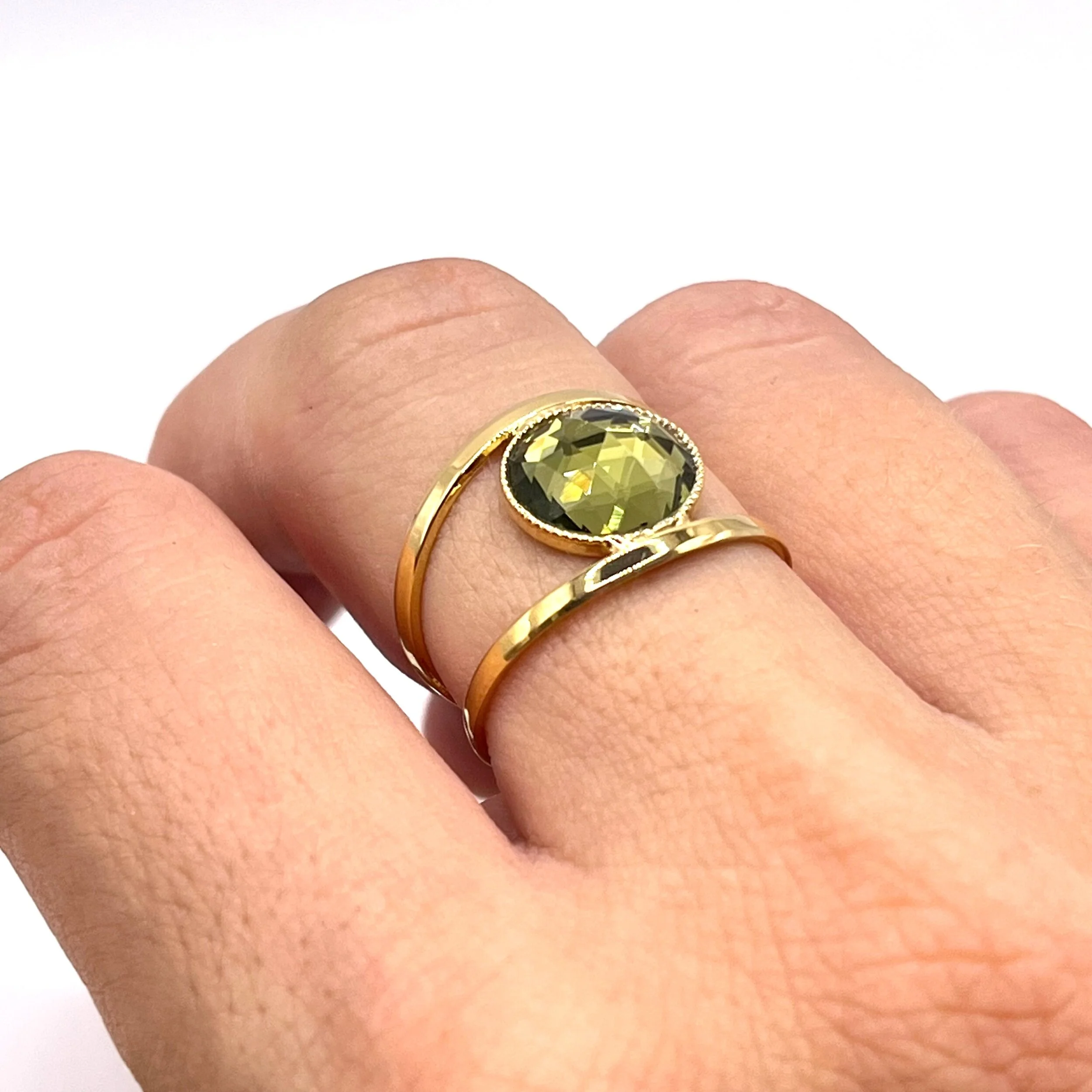 57C1EDD9-7926-4BF3-9B2C-ED62C570211B