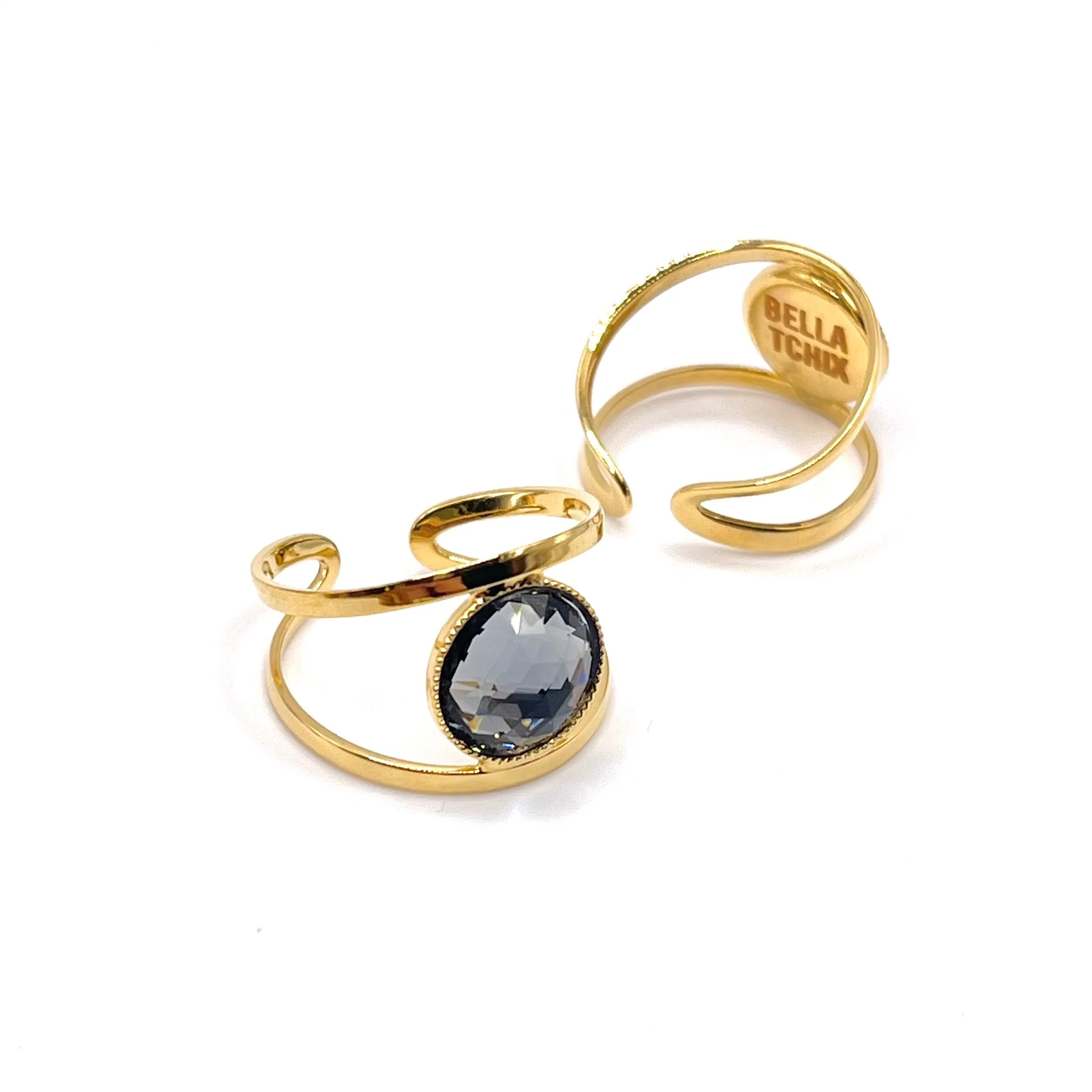 5AF20B3B-5926-4E52-9901-D0CEC6011441