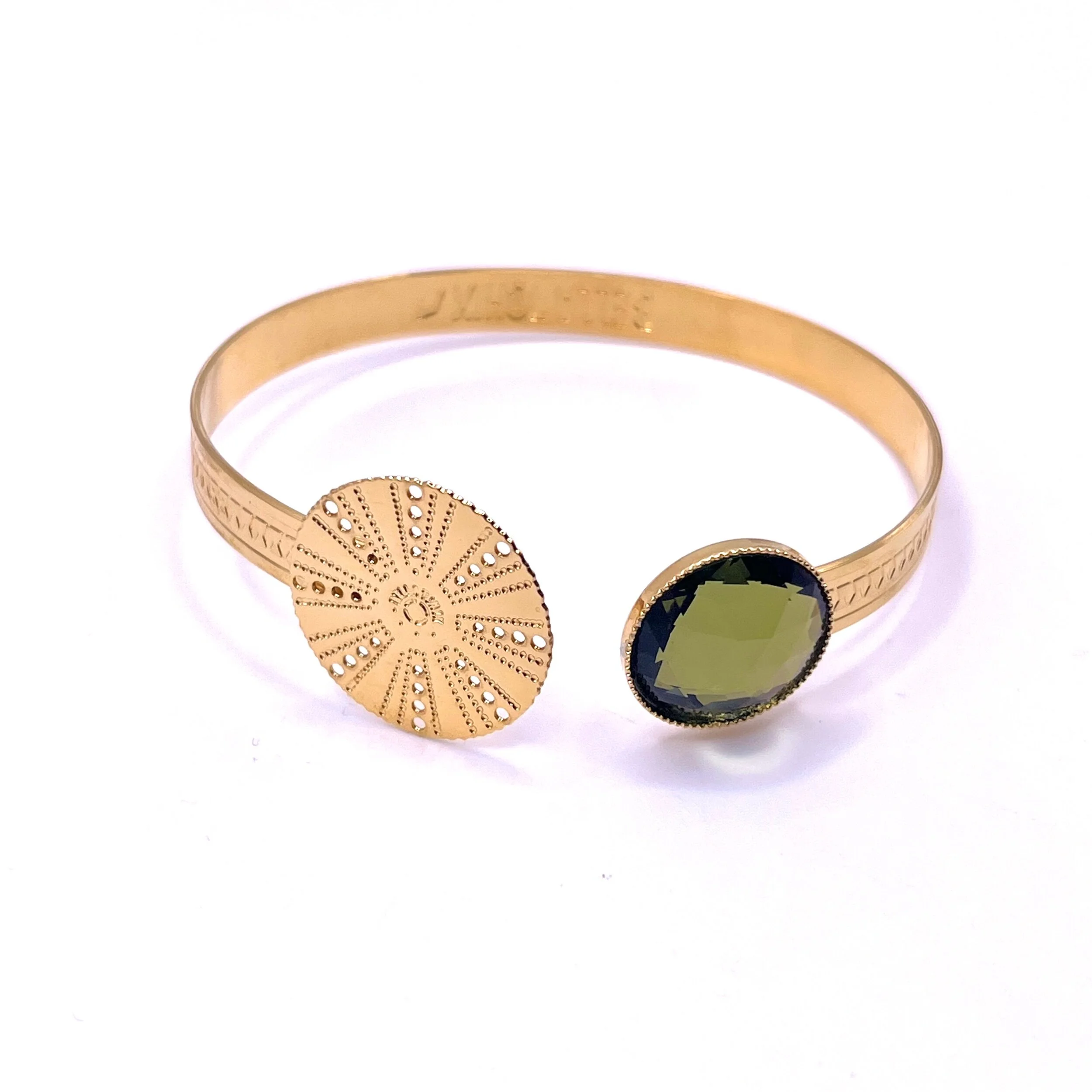 A8A9A3AE-06DC-4C47-AD6B-2DF9D47B6F3C