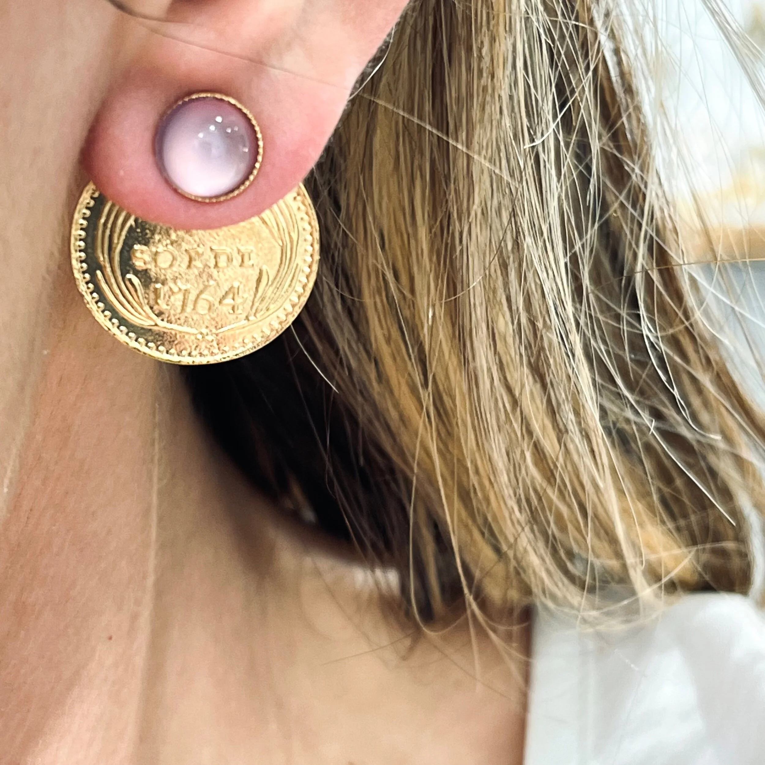 9D96722D-A7DF-44E3-8F84-50F7F09AE56D