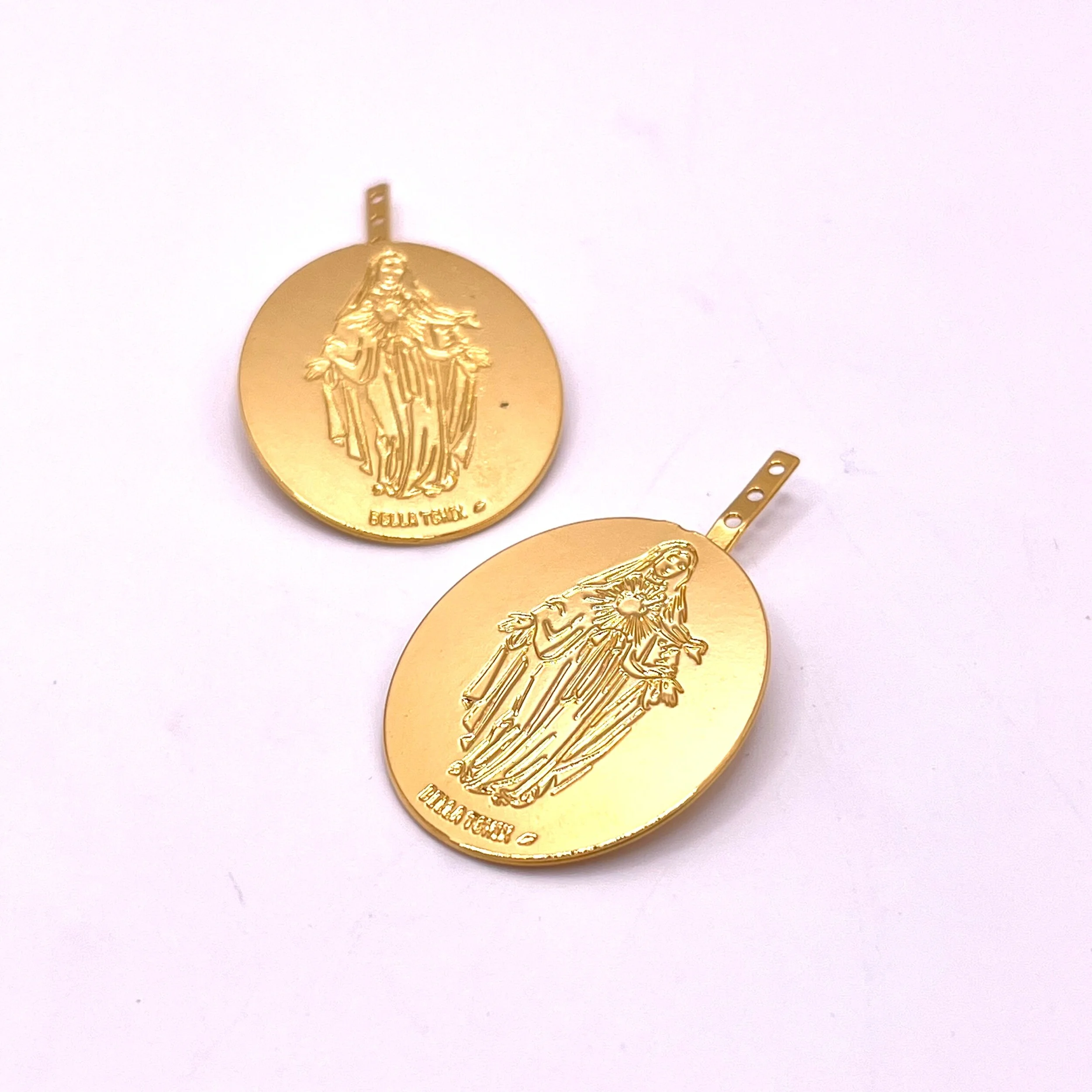 9F78855F-C5F4-42F8-ACC9-E46A3FEE1D94