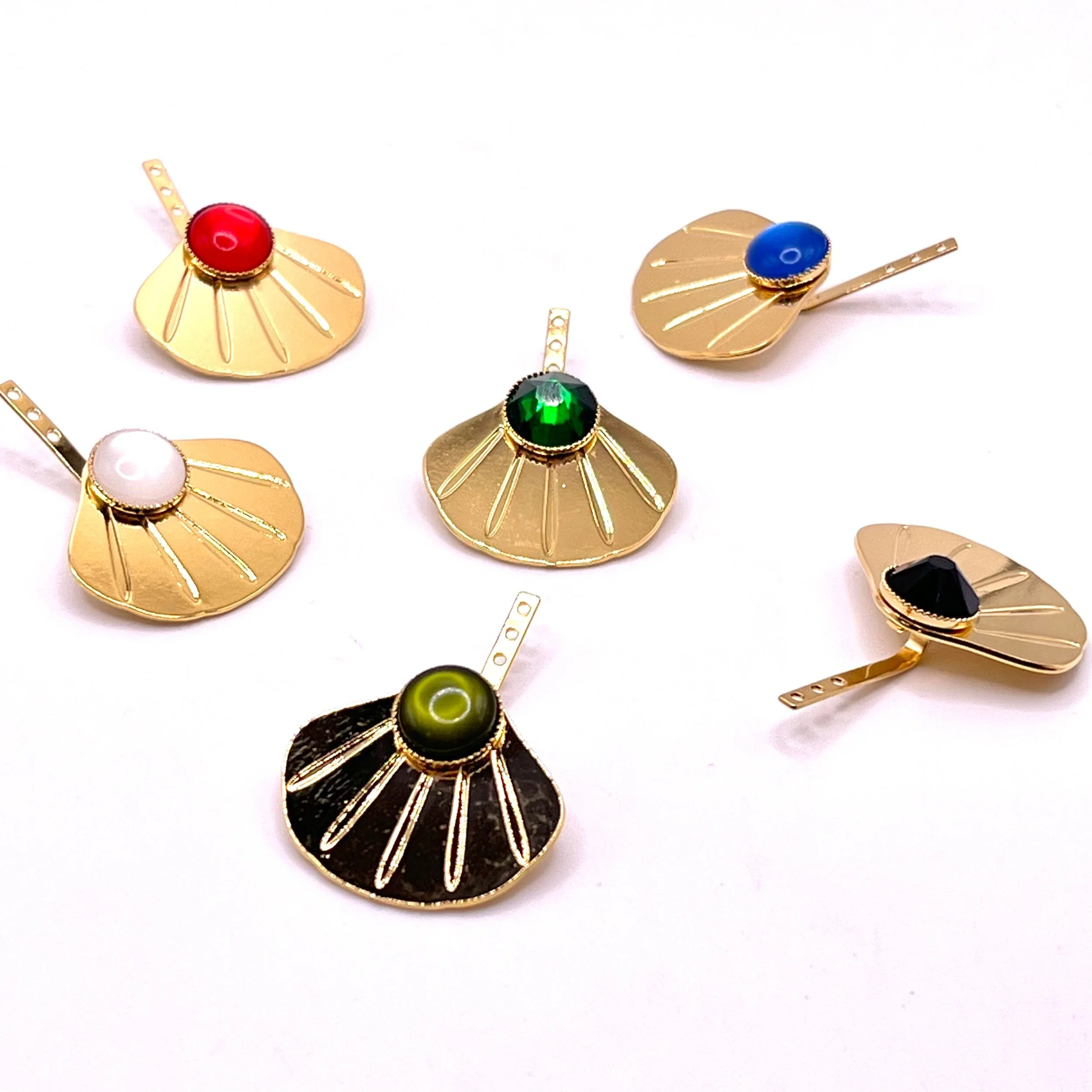 D880E85B-6164-4BE9-AB16-78723C0A4395