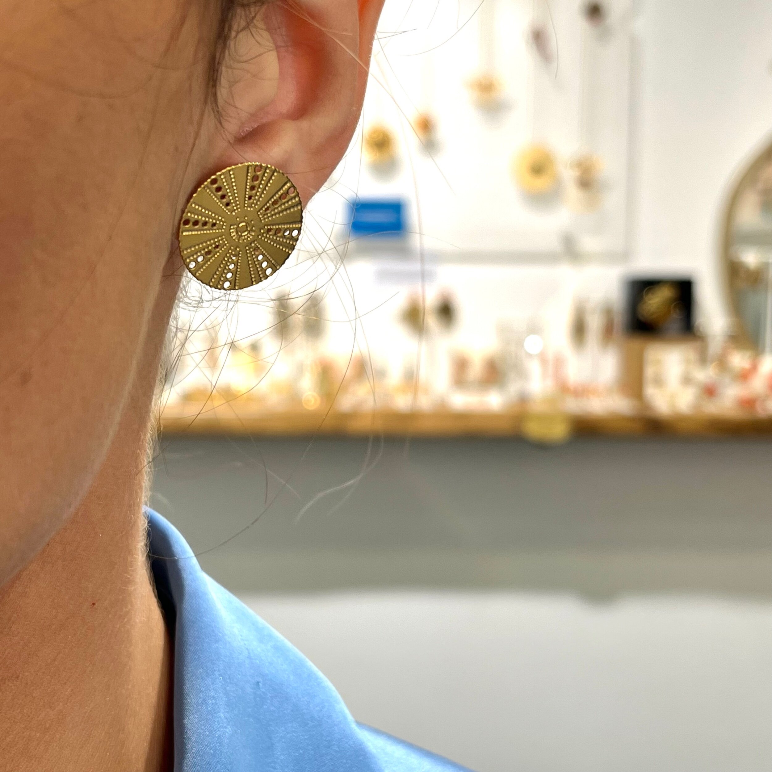 34118FBC-C9D4-47D3-BA35-C6351823D1C9